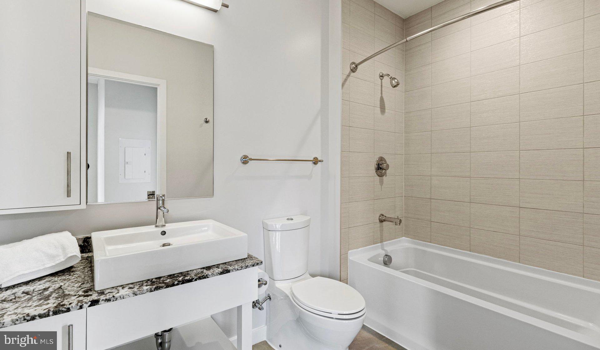 Real estate listing preview #94