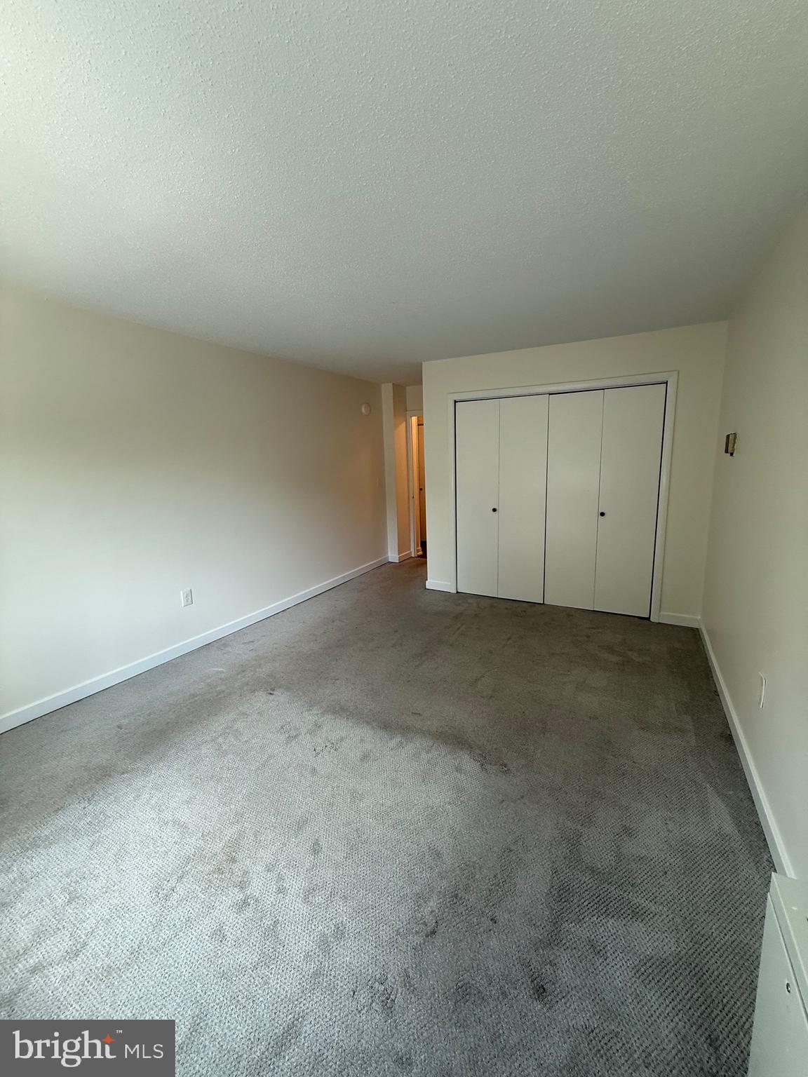 Real estate listing preview #14