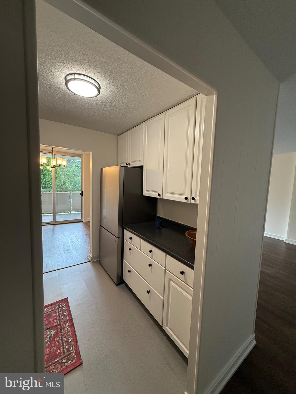 Real estate listing preview #6