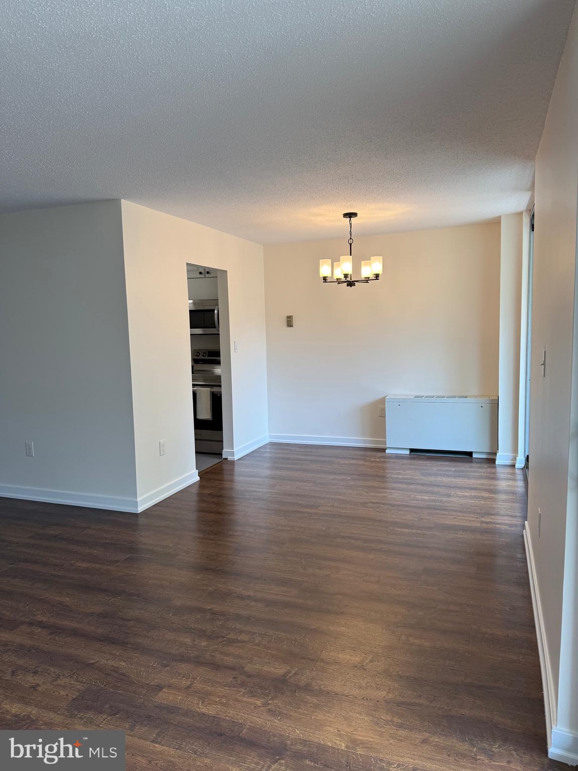 Real estate listing preview #10