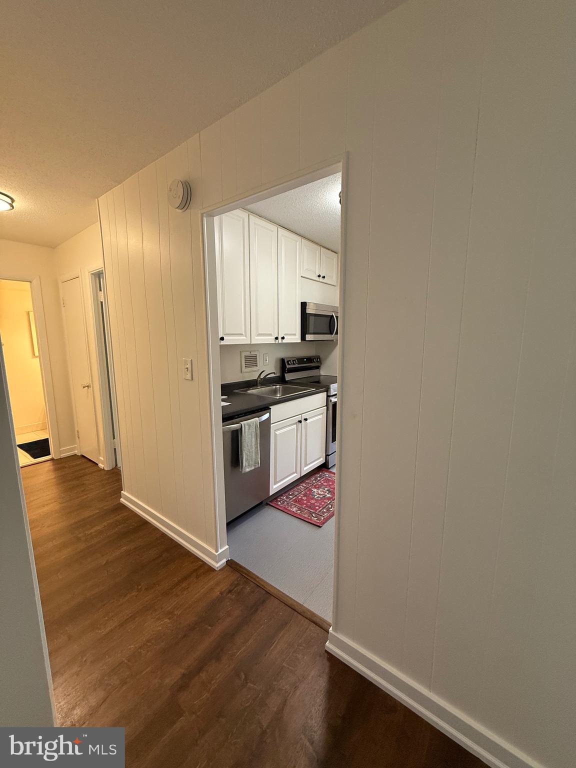 Real estate listing preview #3