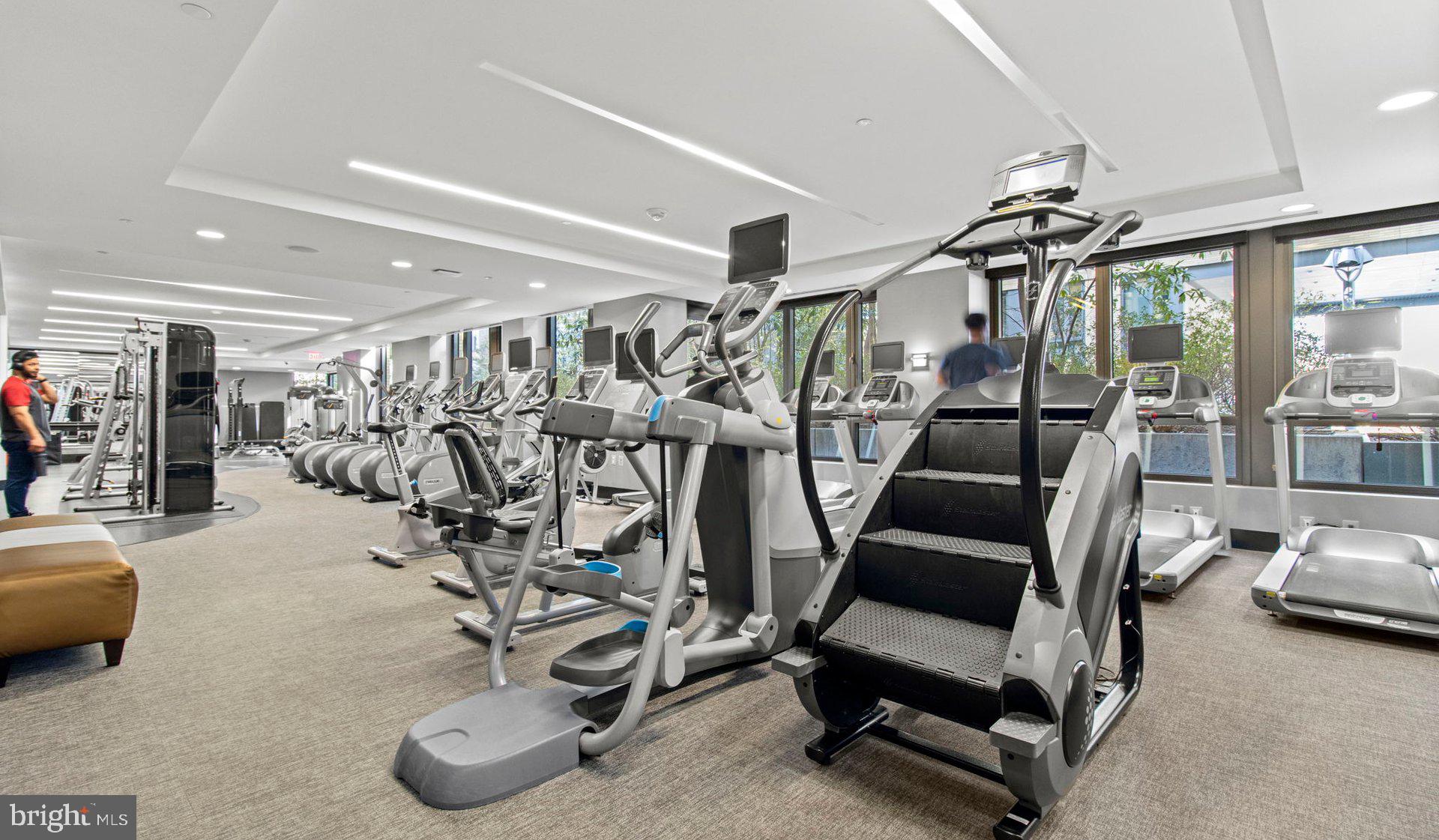 Real estate listing preview #35