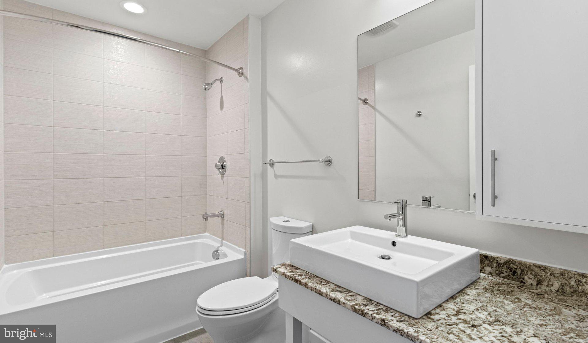 Real estate listing preview #142