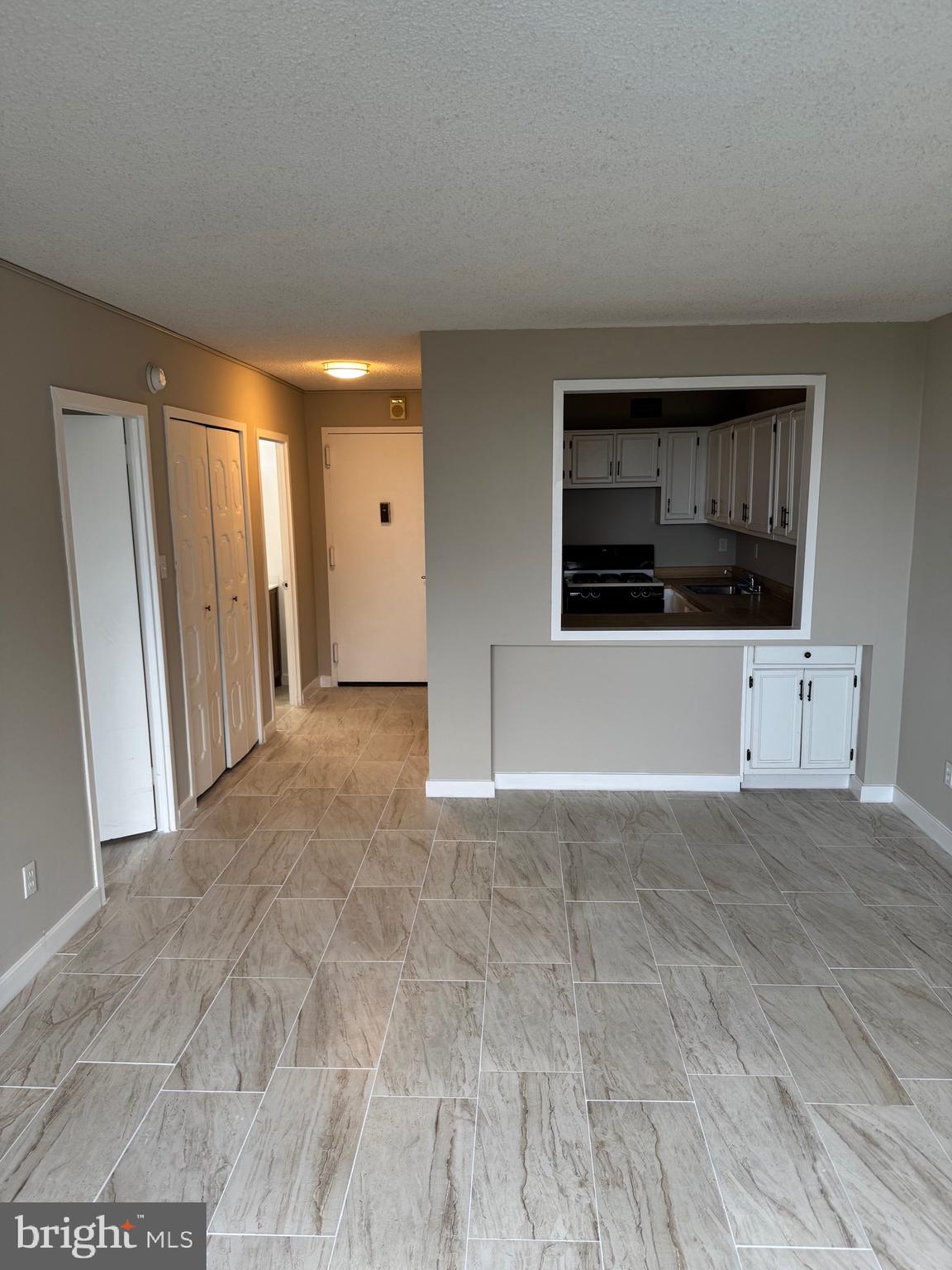 Real estate listing preview #5