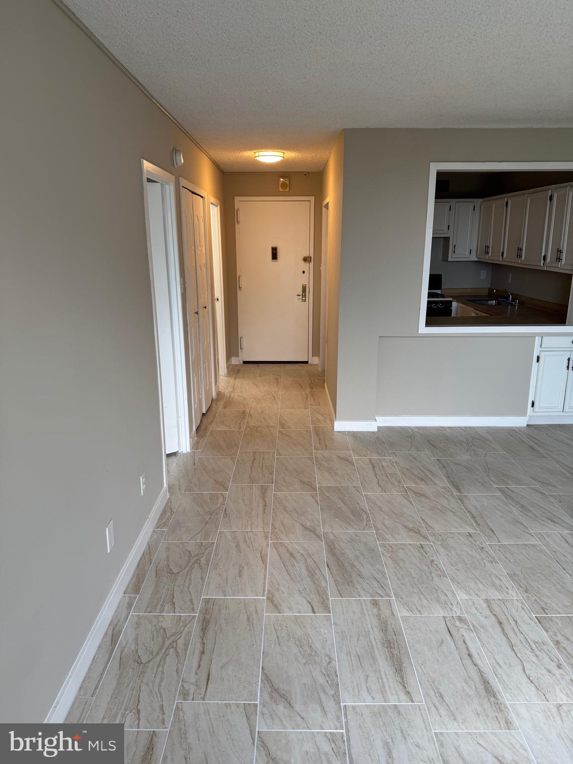 Real estate listing preview #6