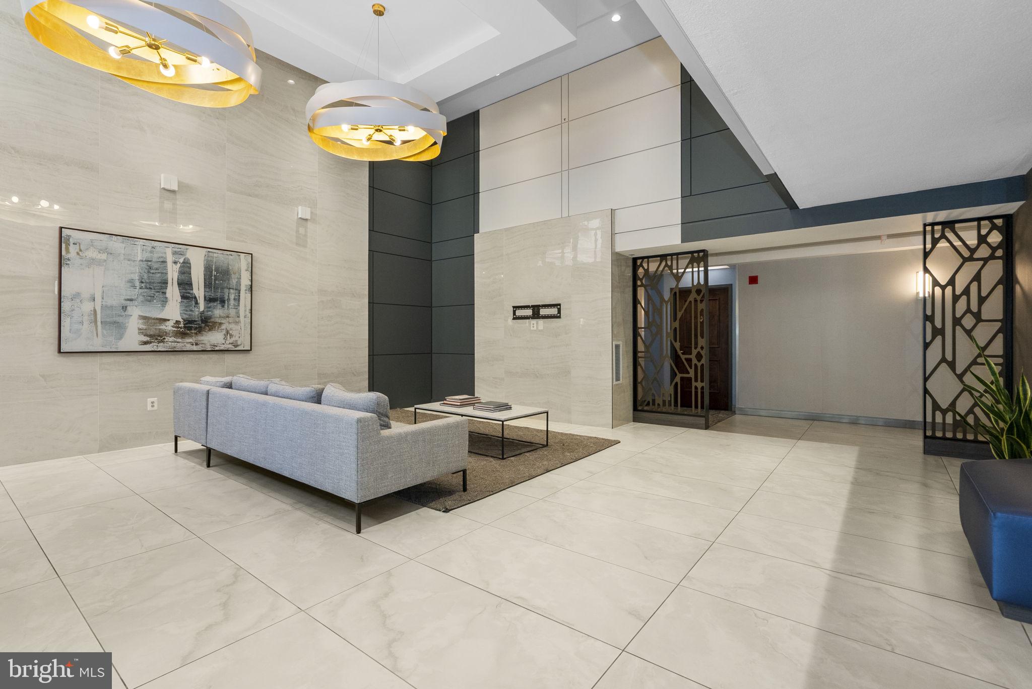 Real estate listing preview #16