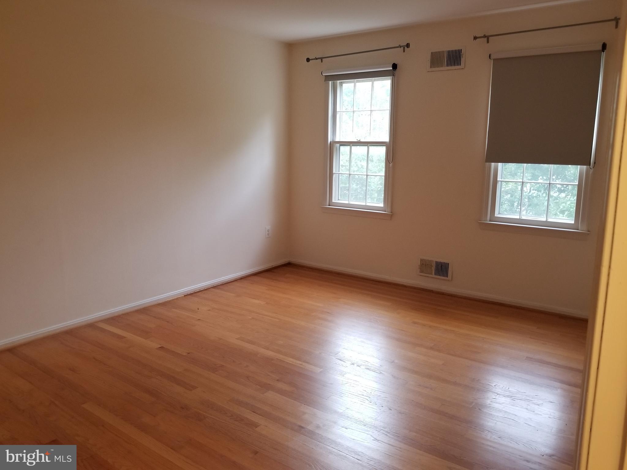 Real estate listing preview #21