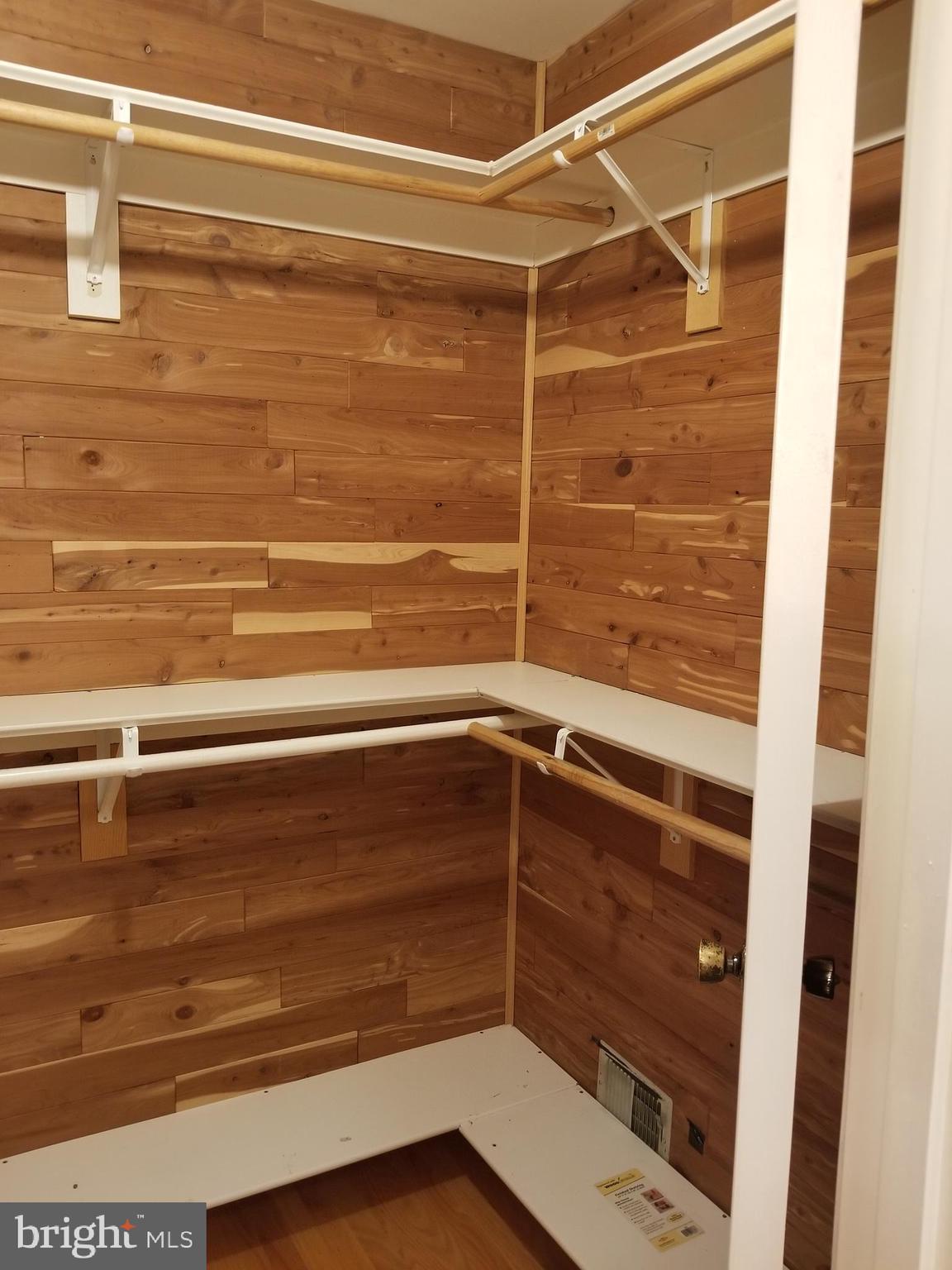 Real estate listing preview #28