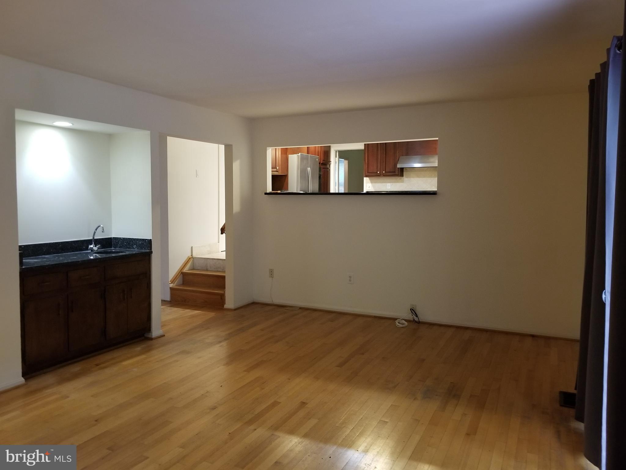 Real estate listing preview #10