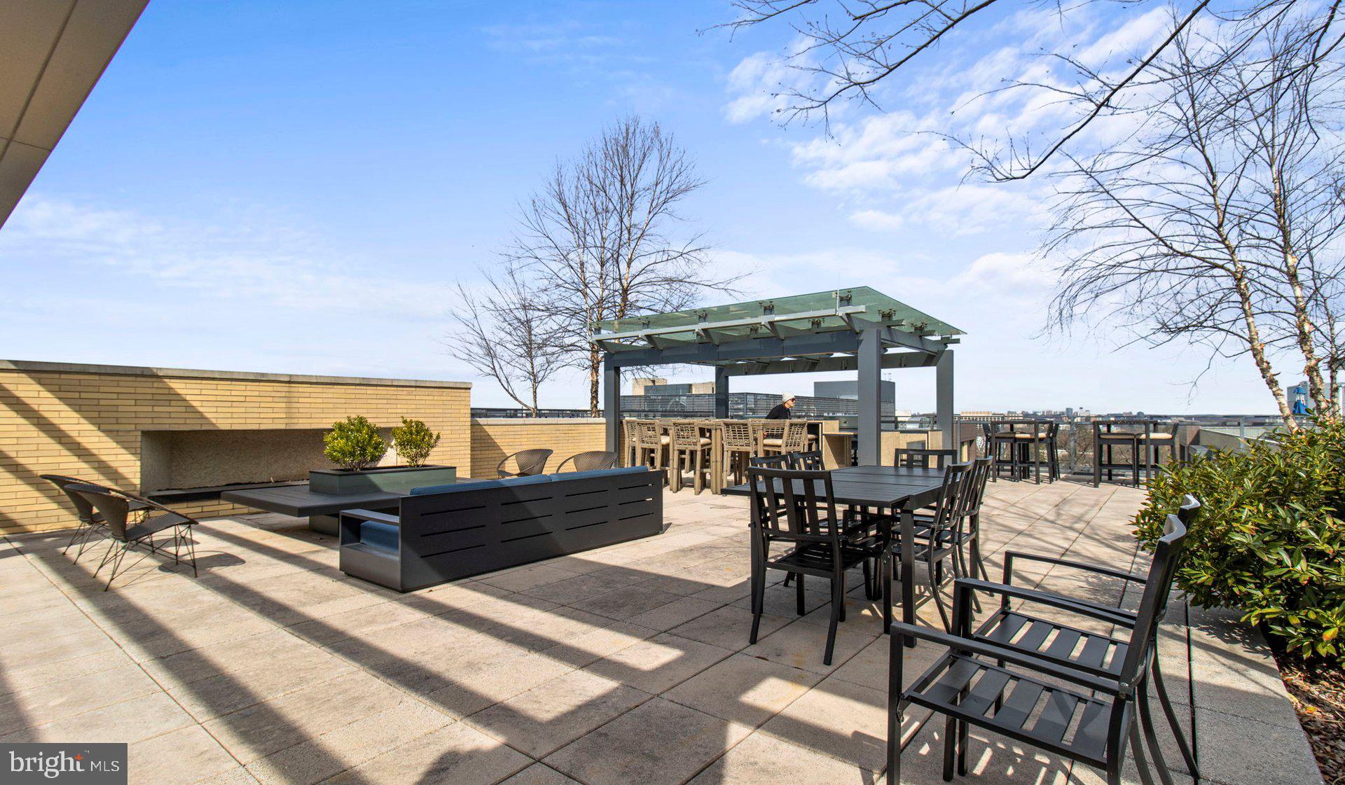 Real estate listing preview #6