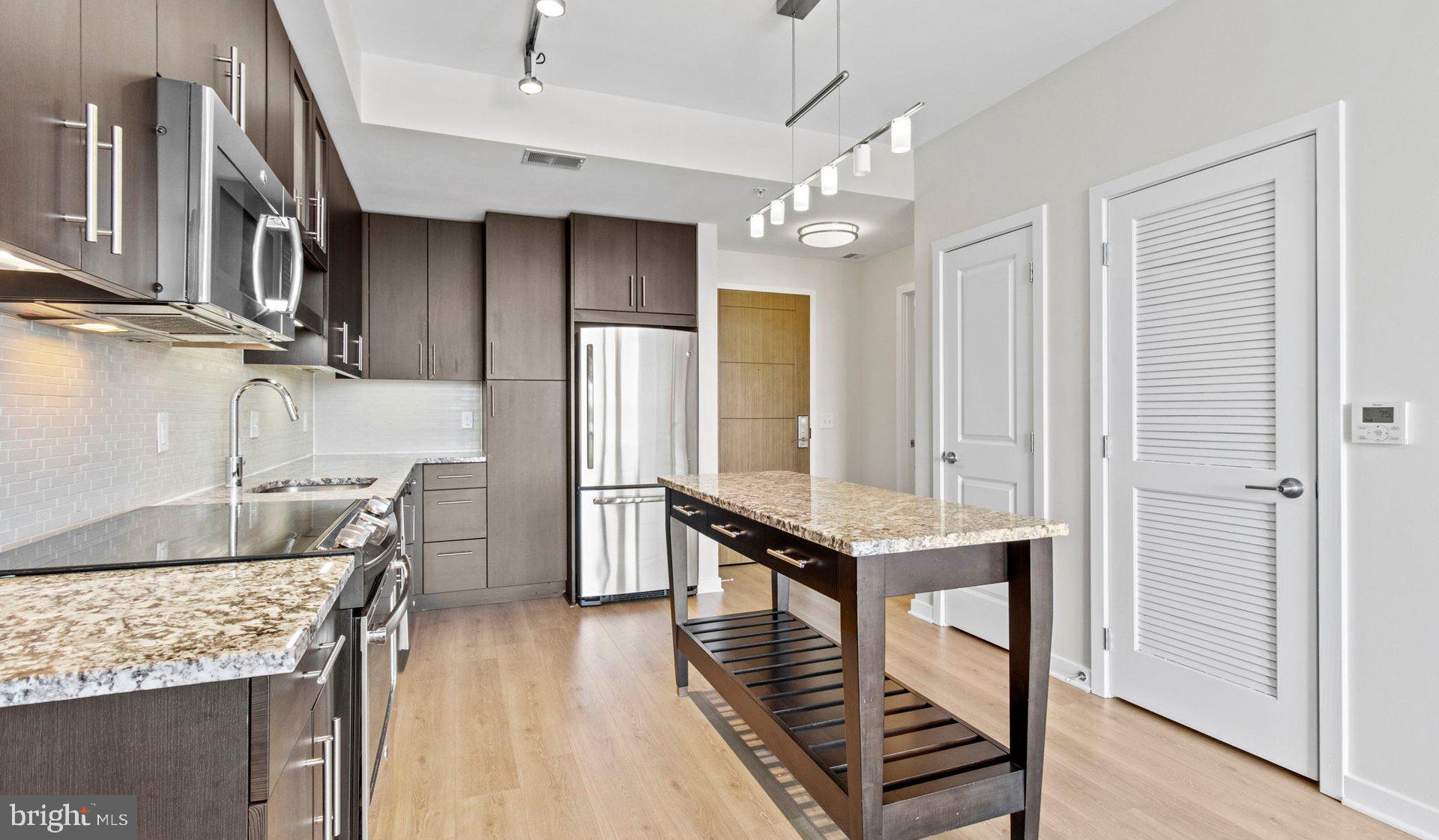 Real estate listing preview #49