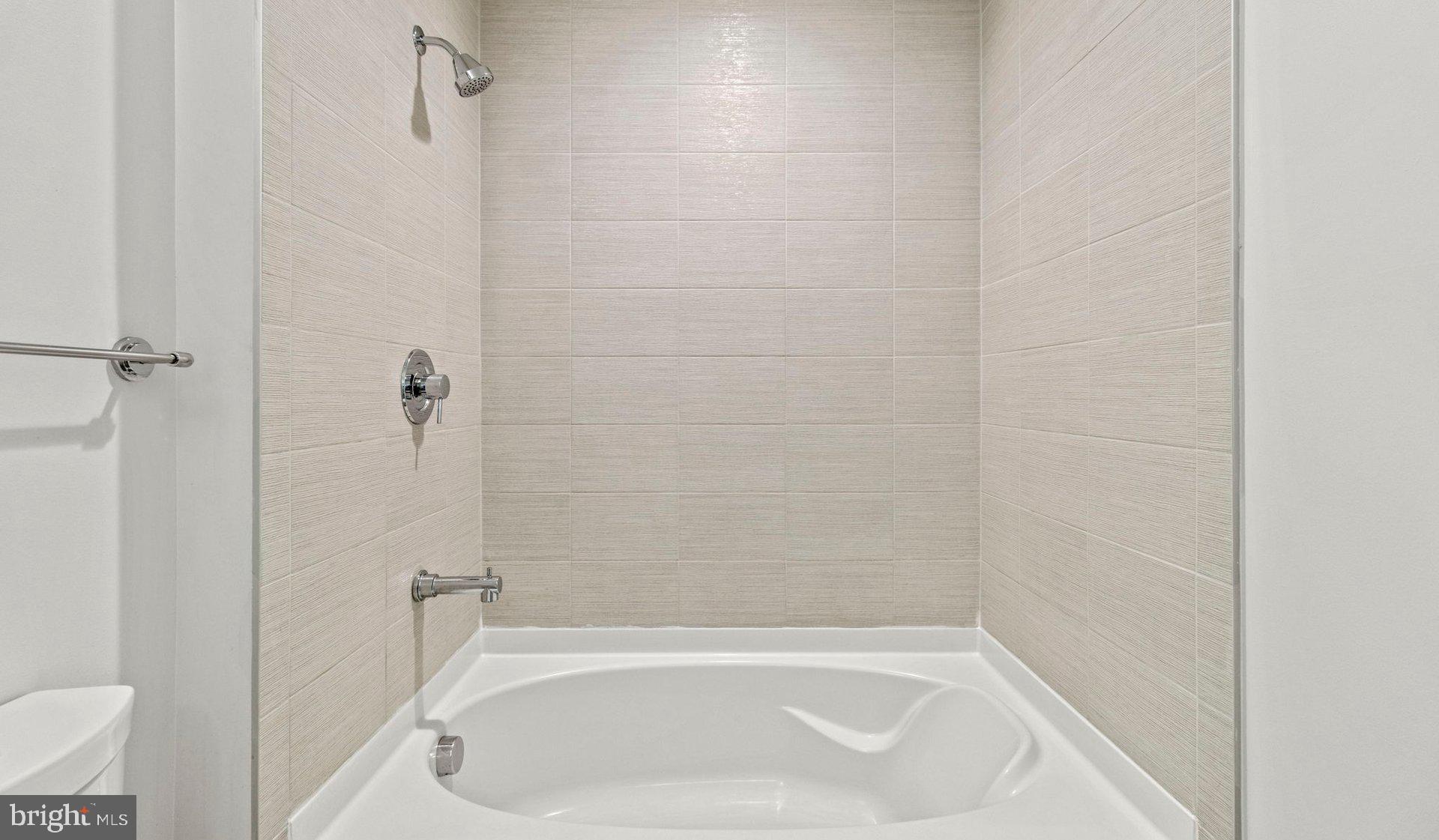 Real estate listing preview #60