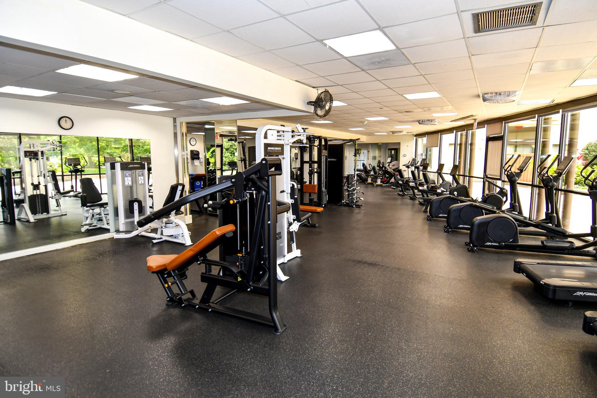 Real estate listing preview #32