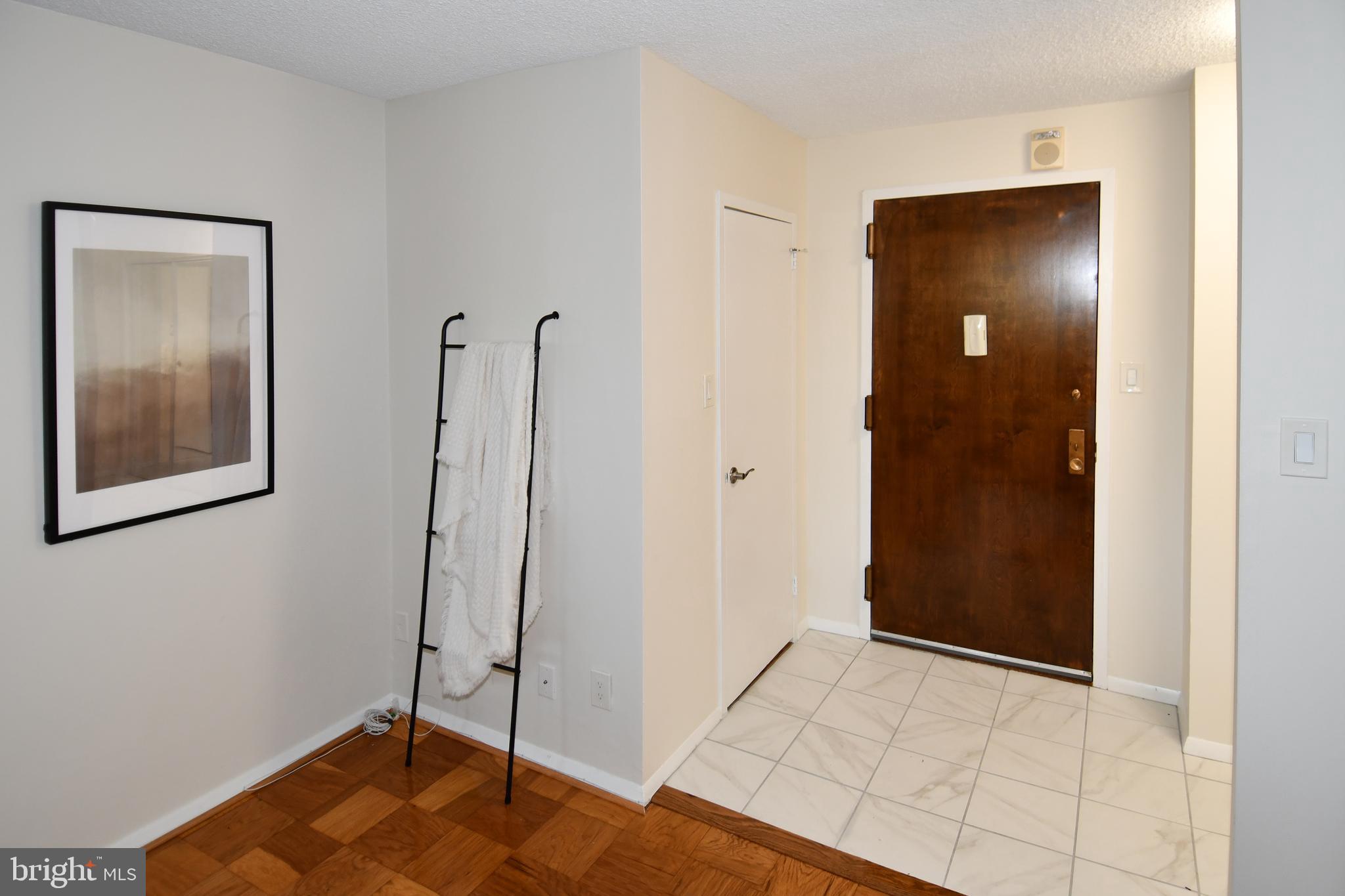 Real estate listing preview #7