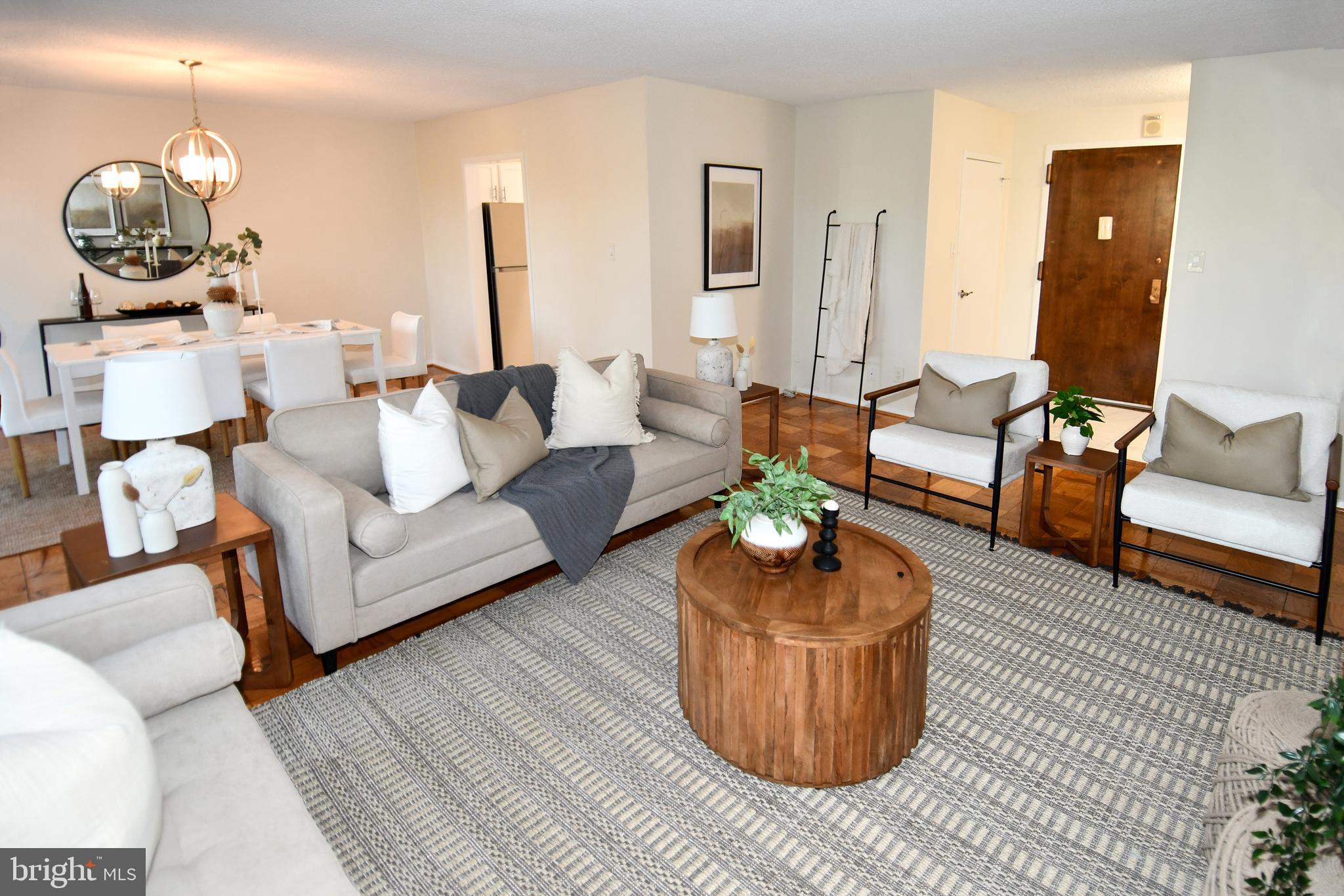 Real estate listing preview #6