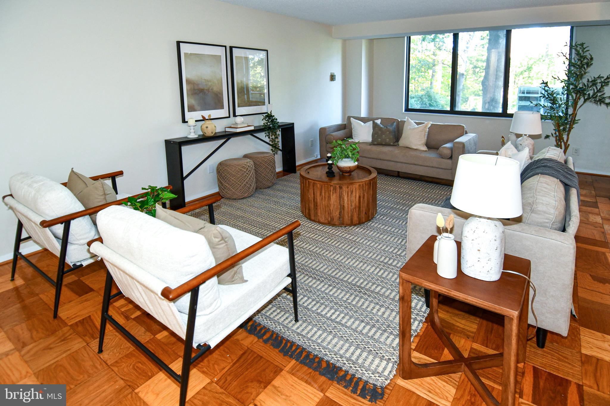 Real estate listing preview #4