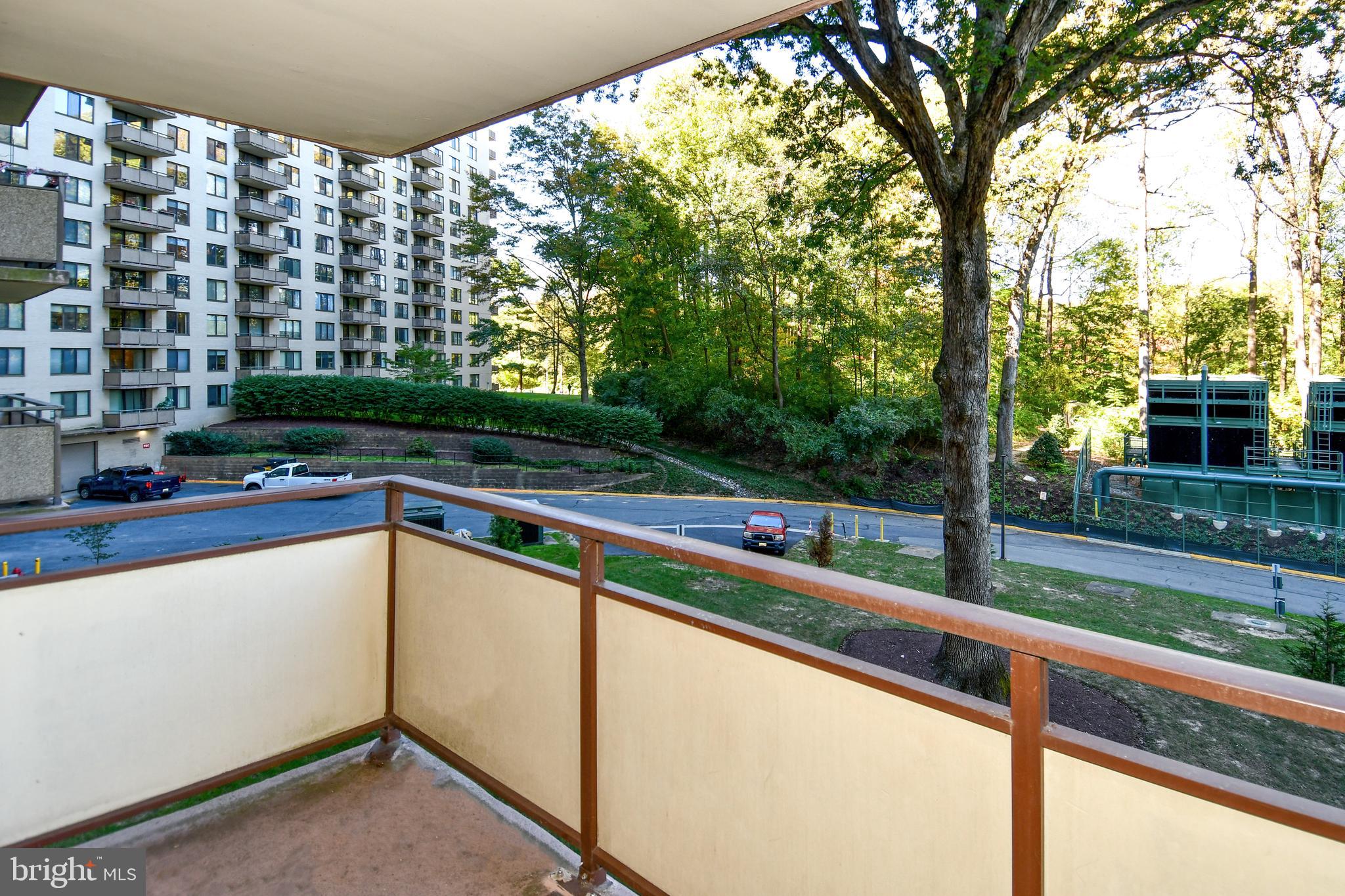 Real estate listing preview #13