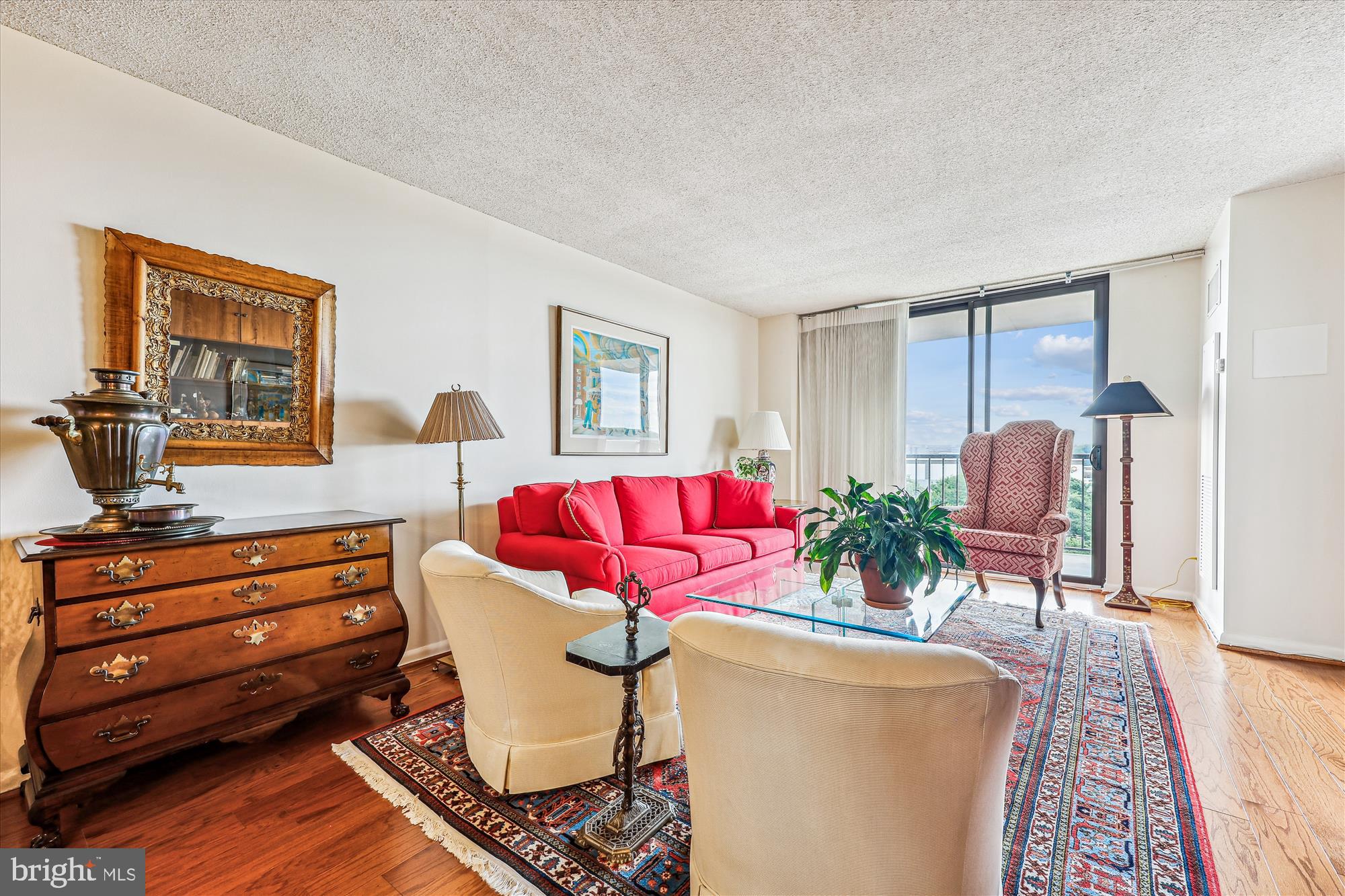 Real estate listing preview #3