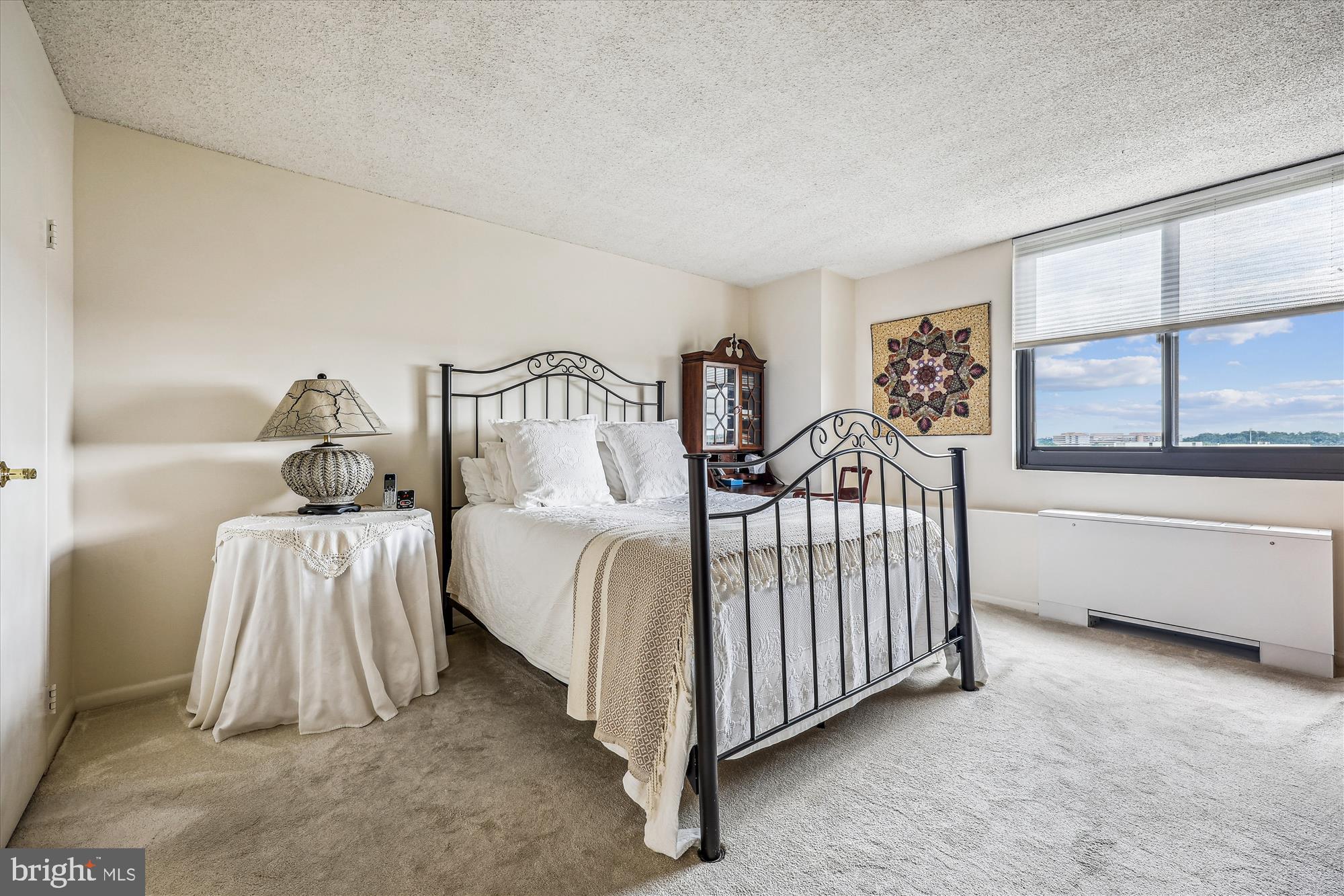 Real estate listing preview #16