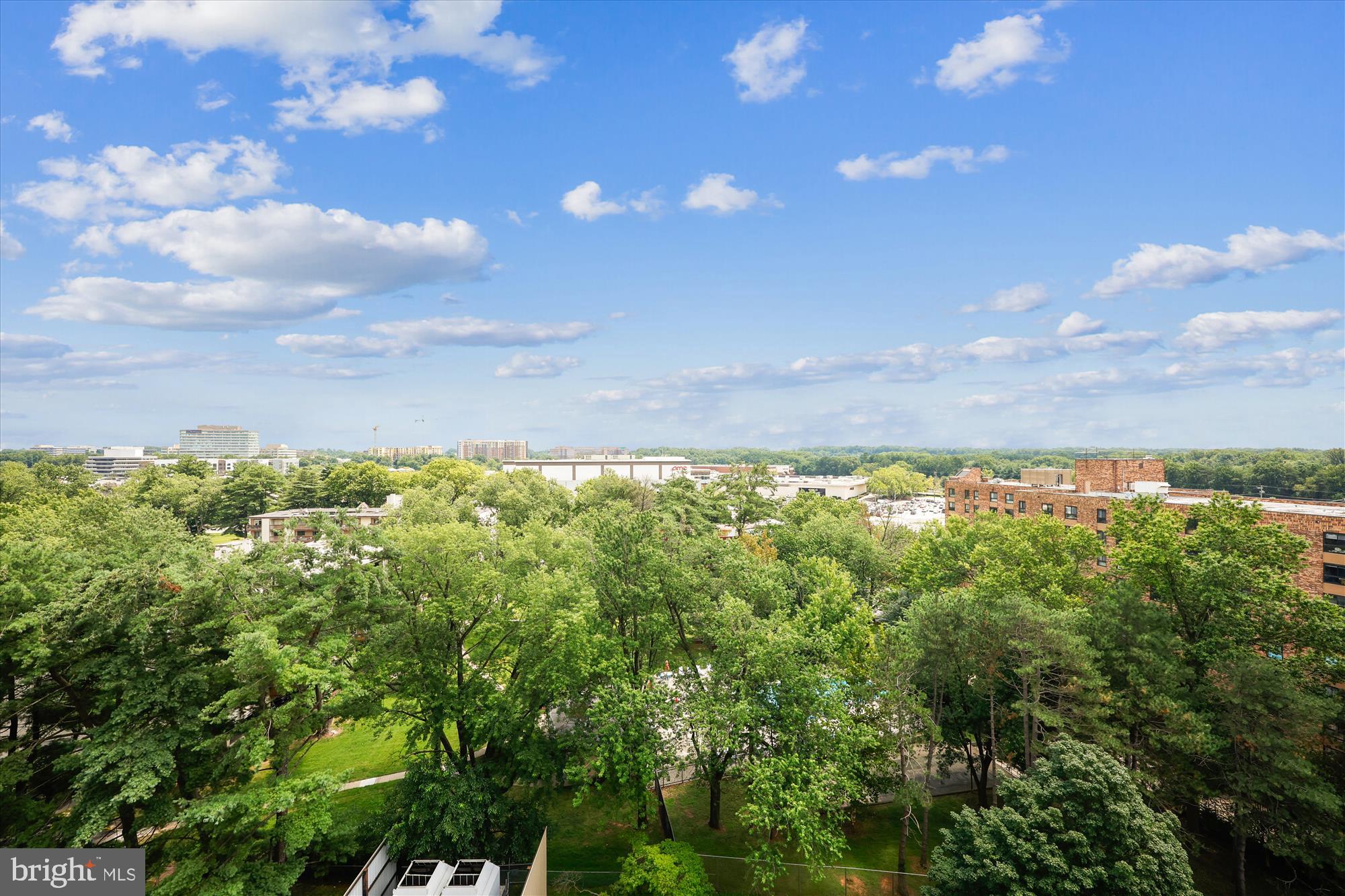 Real estate listing preview #27