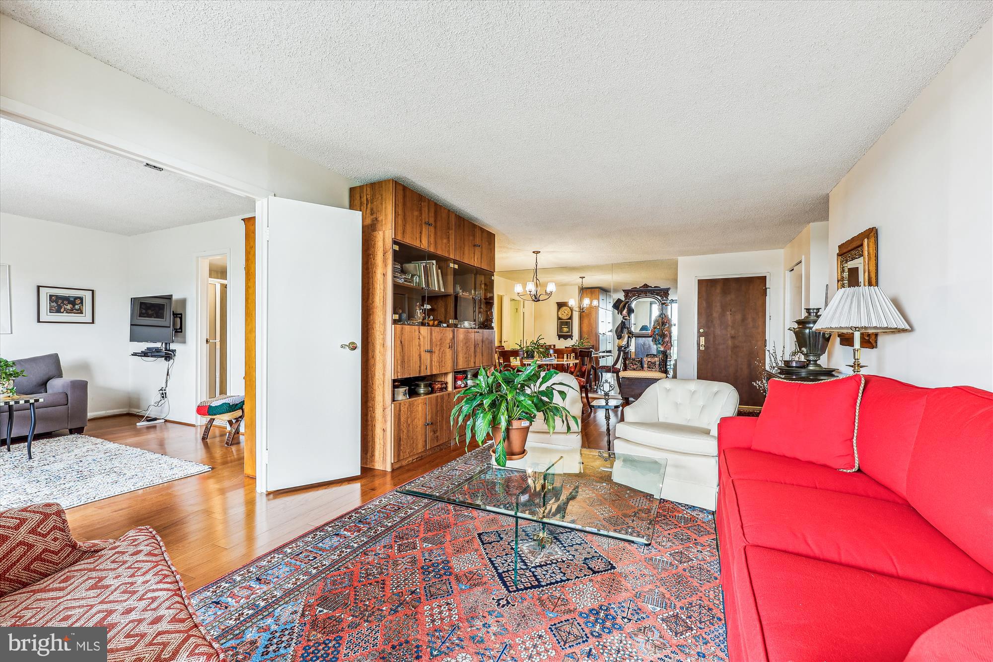 Real estate listing preview #4