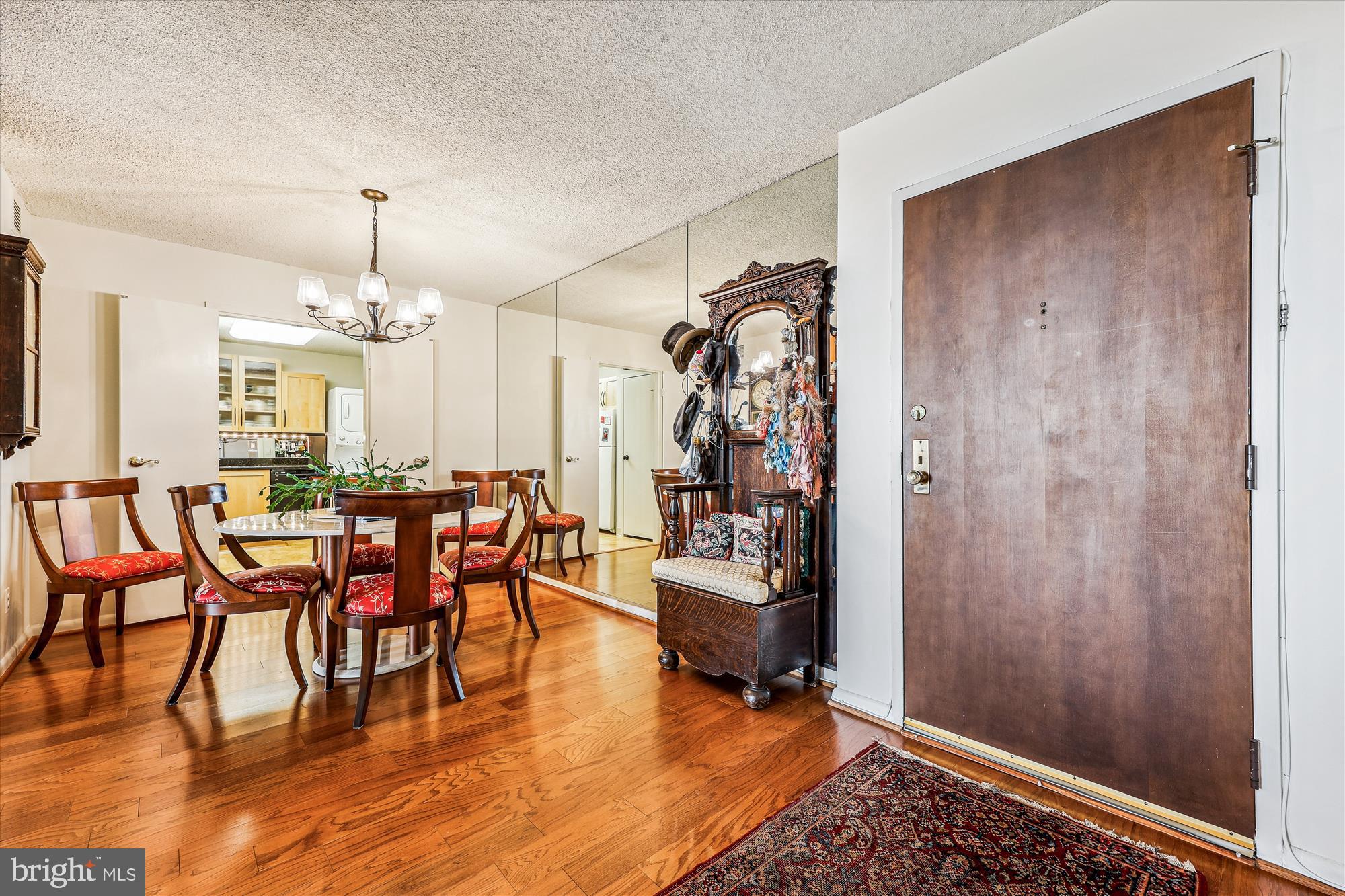 Real estate listing preview #9