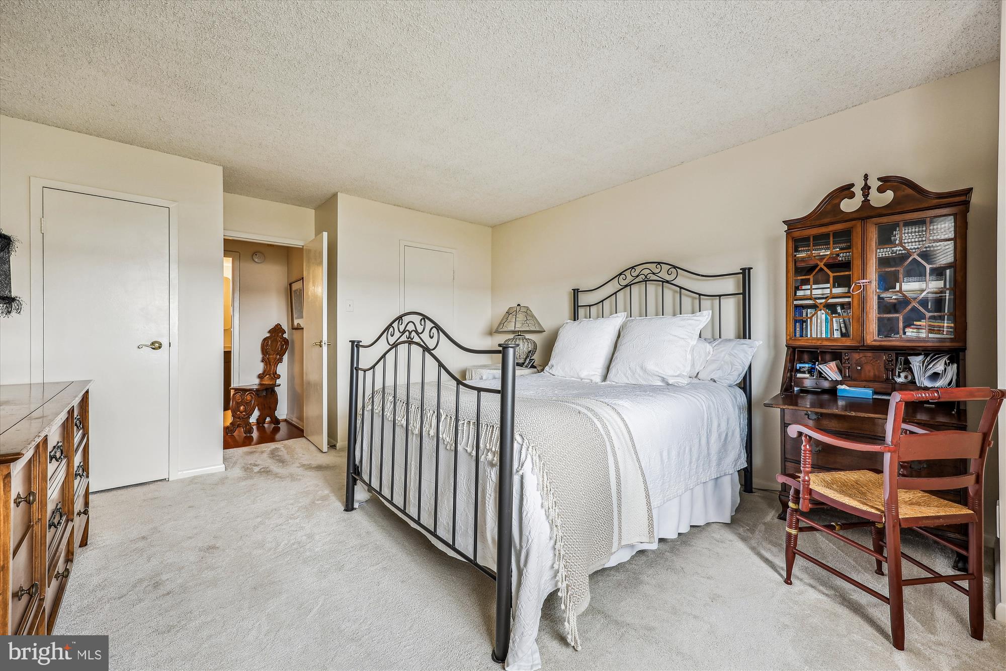 Real estate listing preview #17