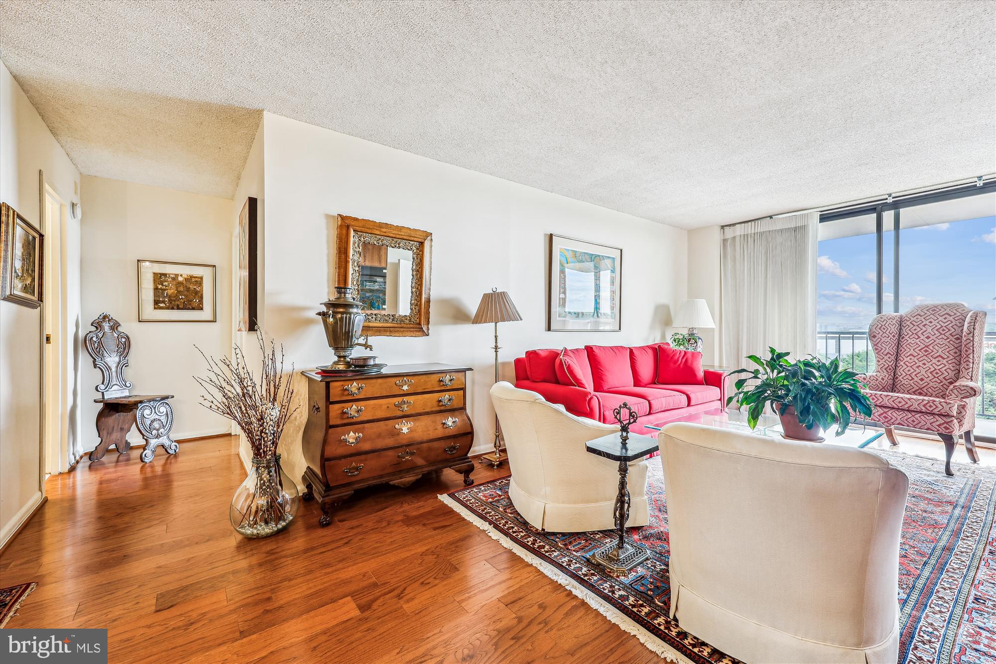 Real estate listing preview #5