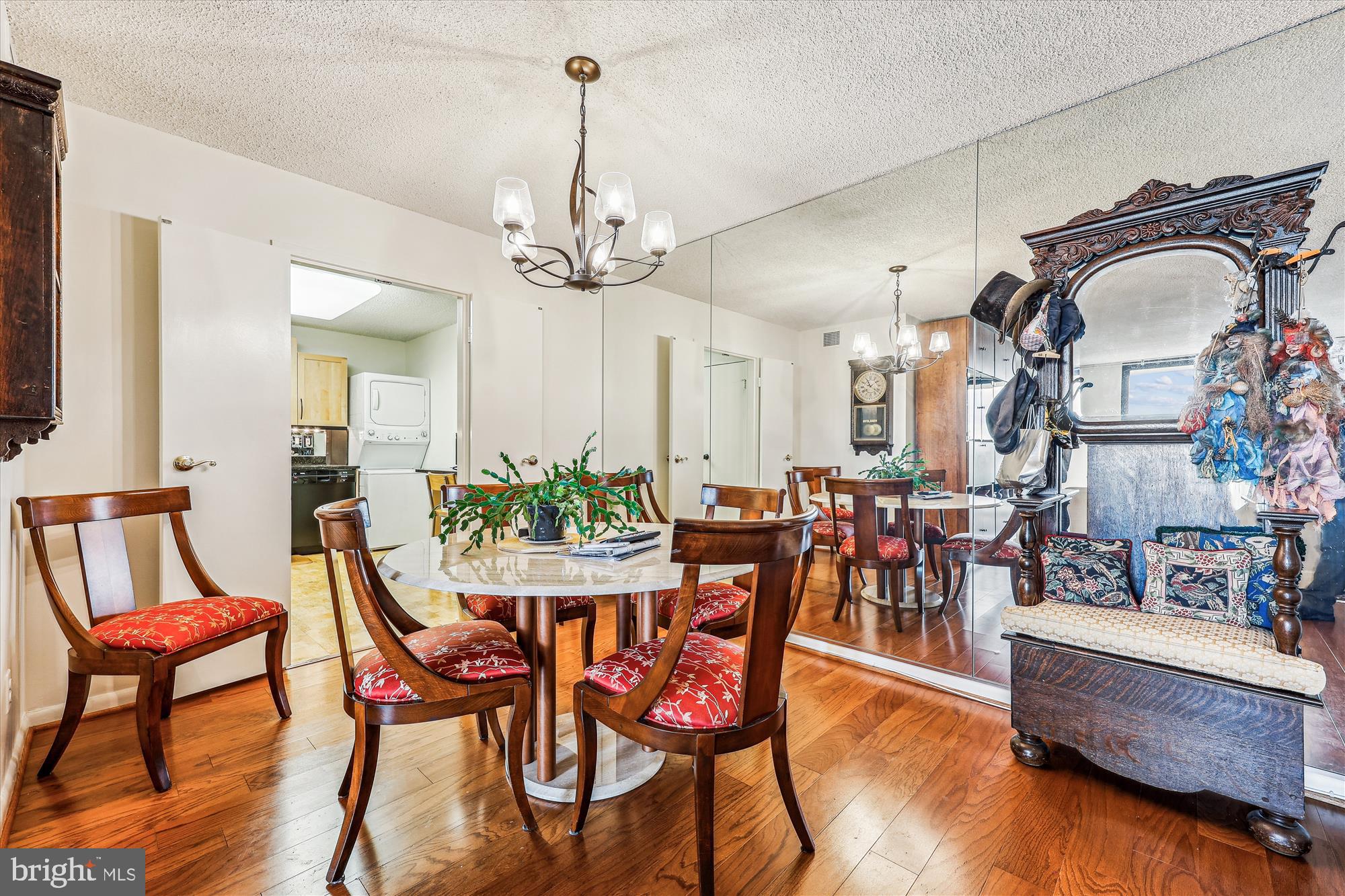 Real estate listing preview #7