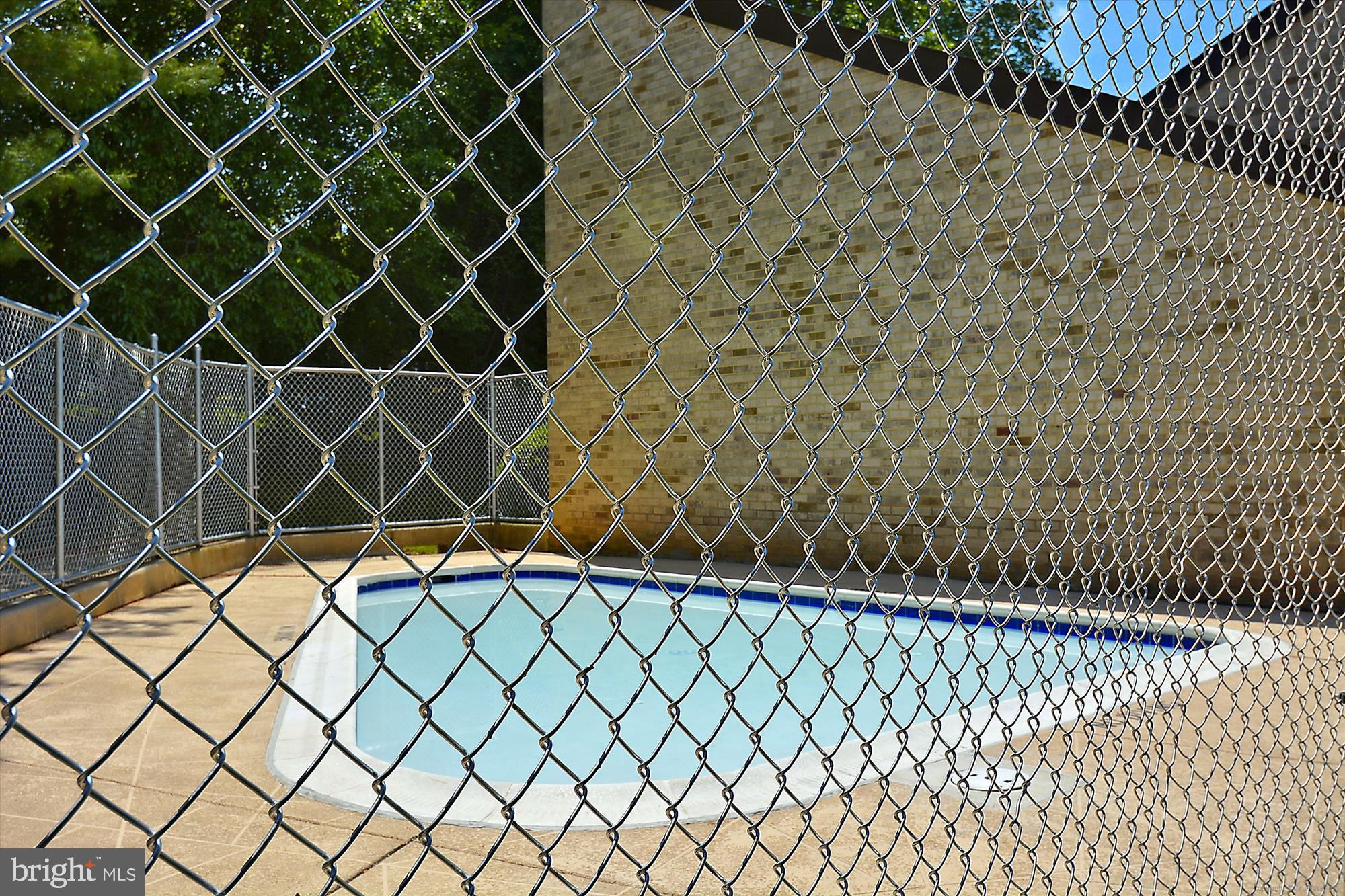 Real estate listing preview #34