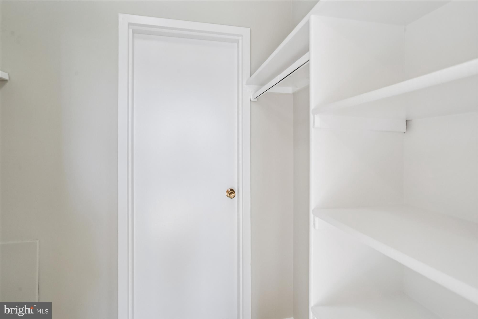 Real estate listing preview #19