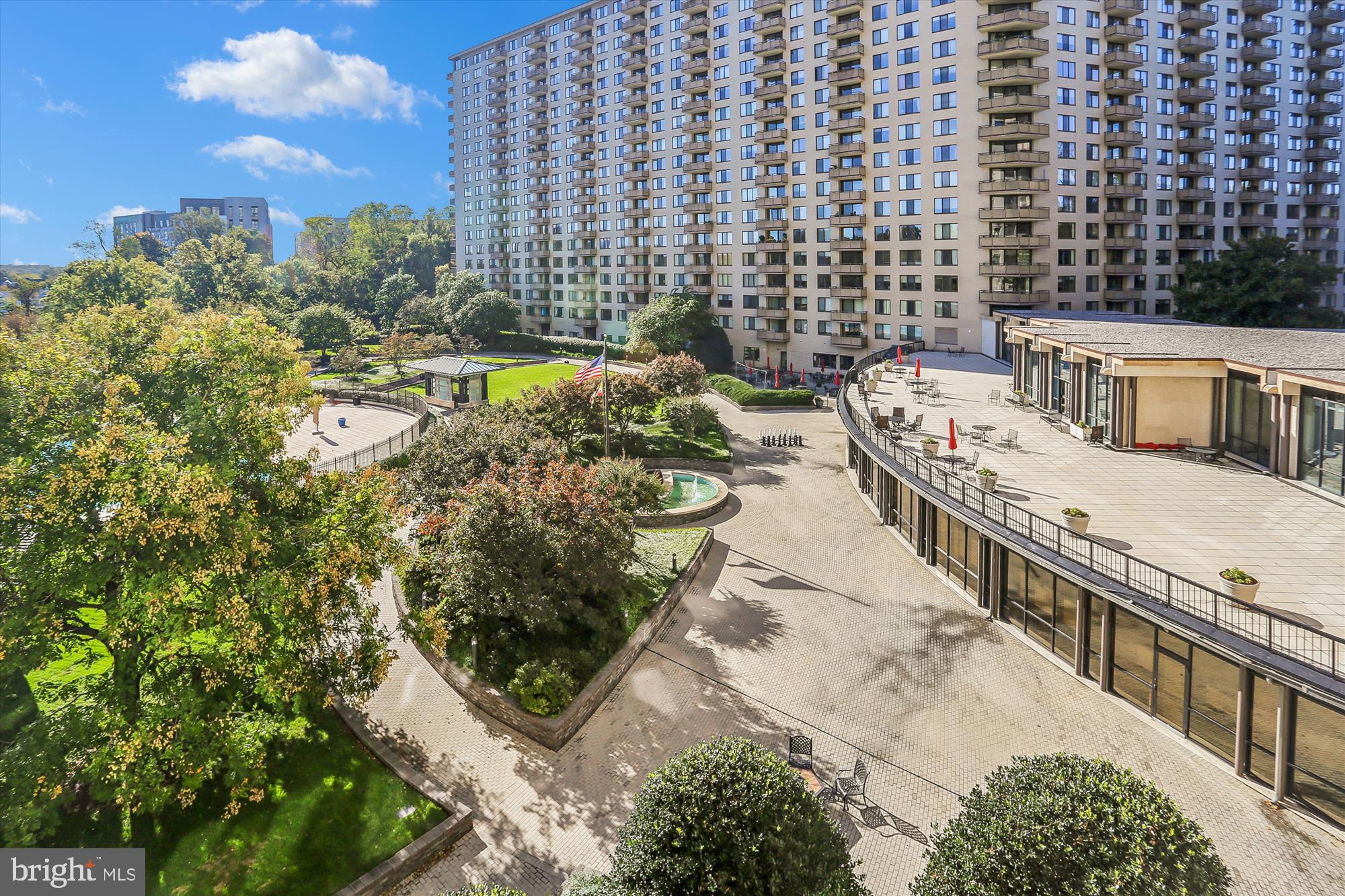 Real estate listing preview #15