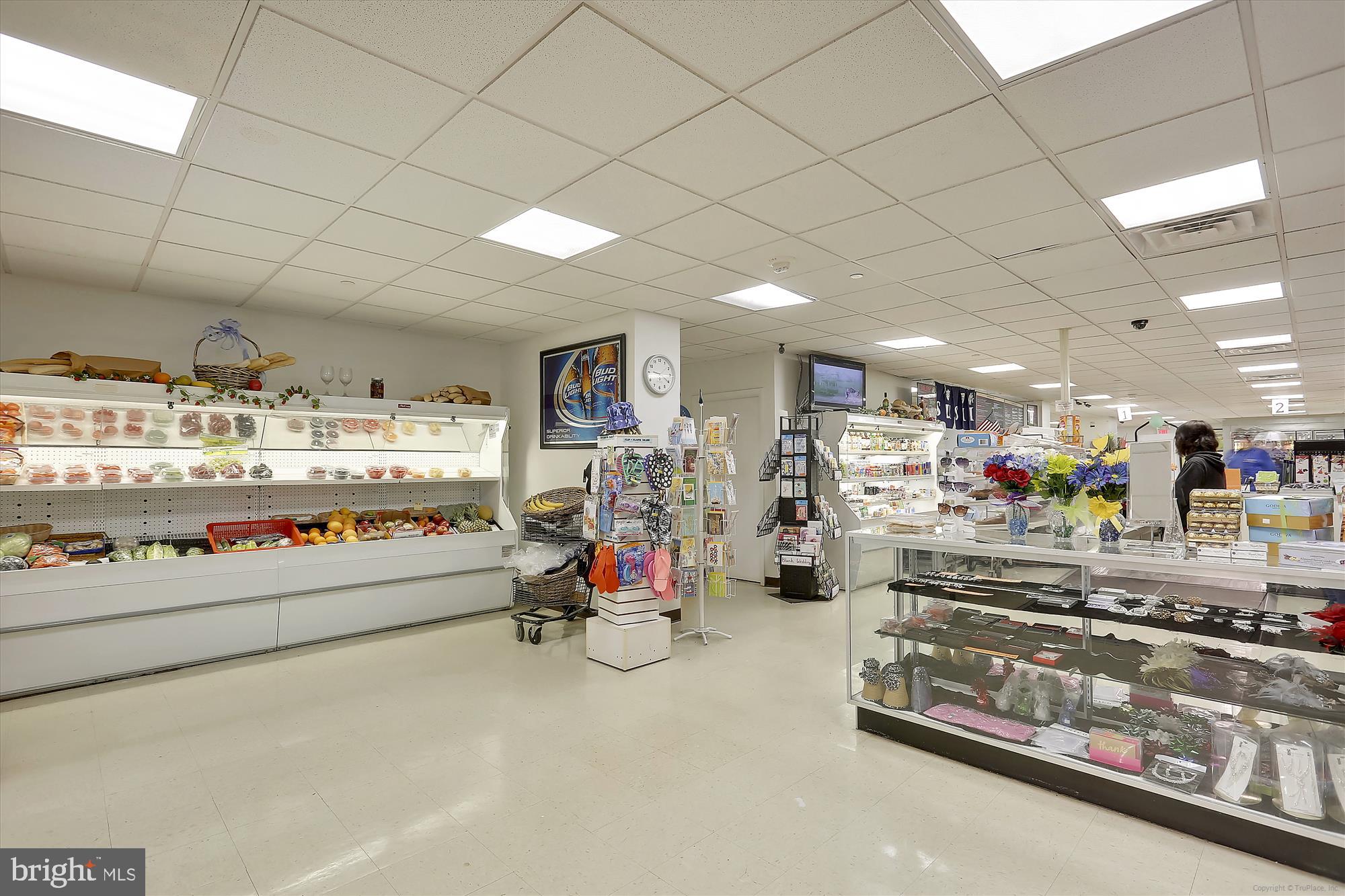 Real estate listing preview #28