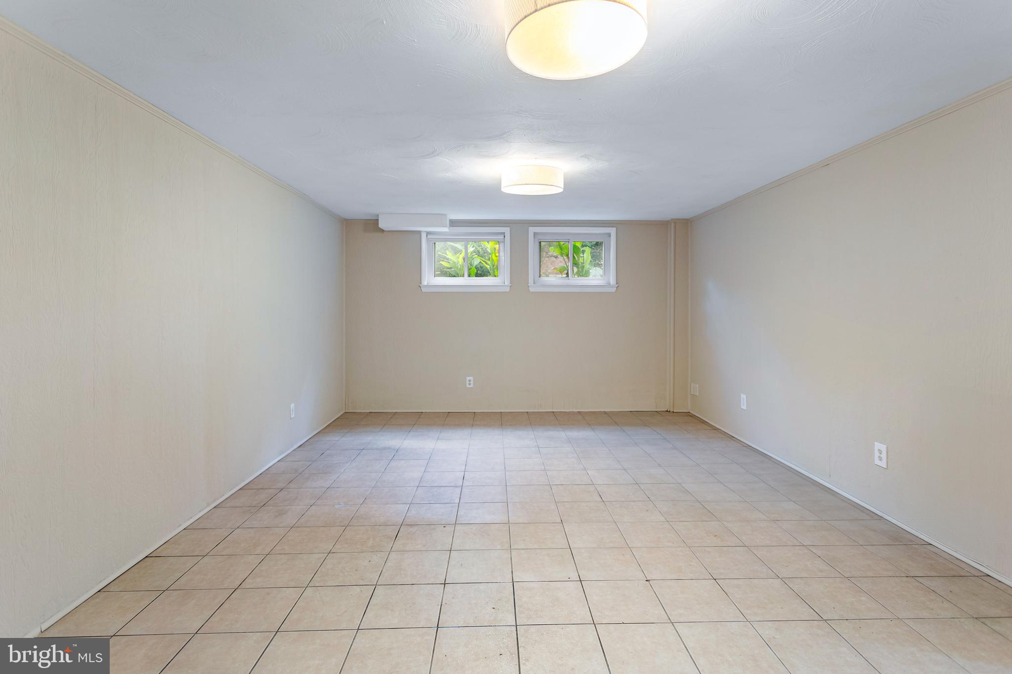 Real estate listing preview #36