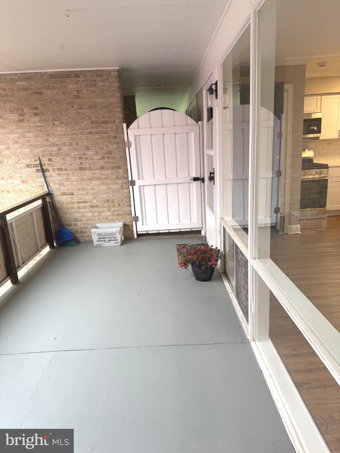 Real estate listing preview #5