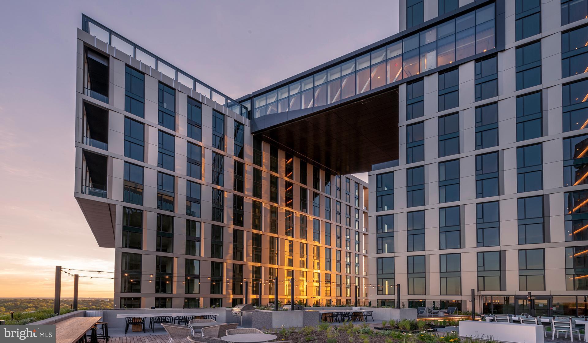 Real estate listing preview #16