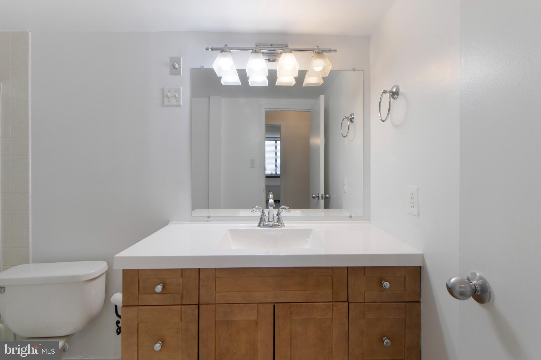 Real estate listing preview #14