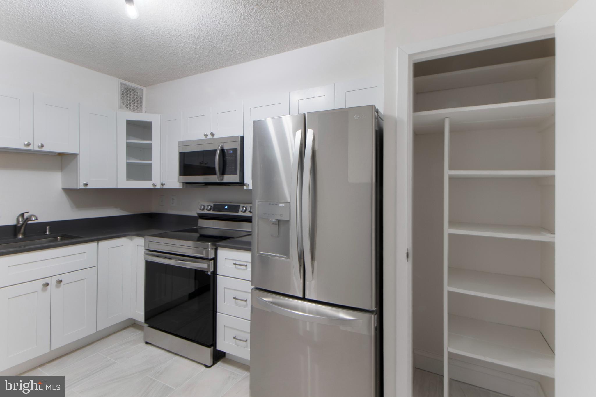 Real estate listing preview #8