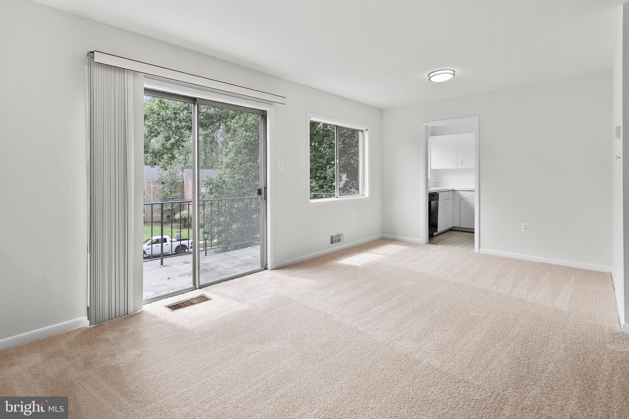 Real estate listing preview #10