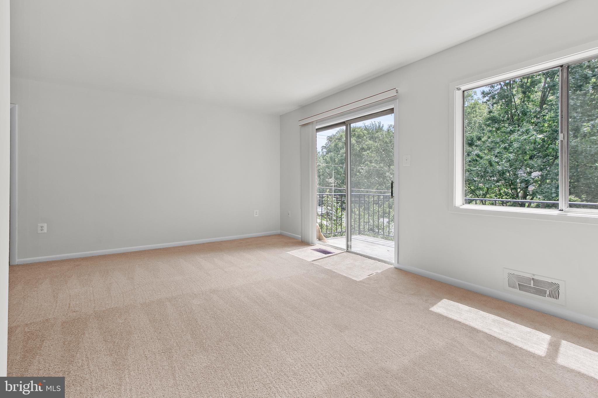 Real estate listing preview #15