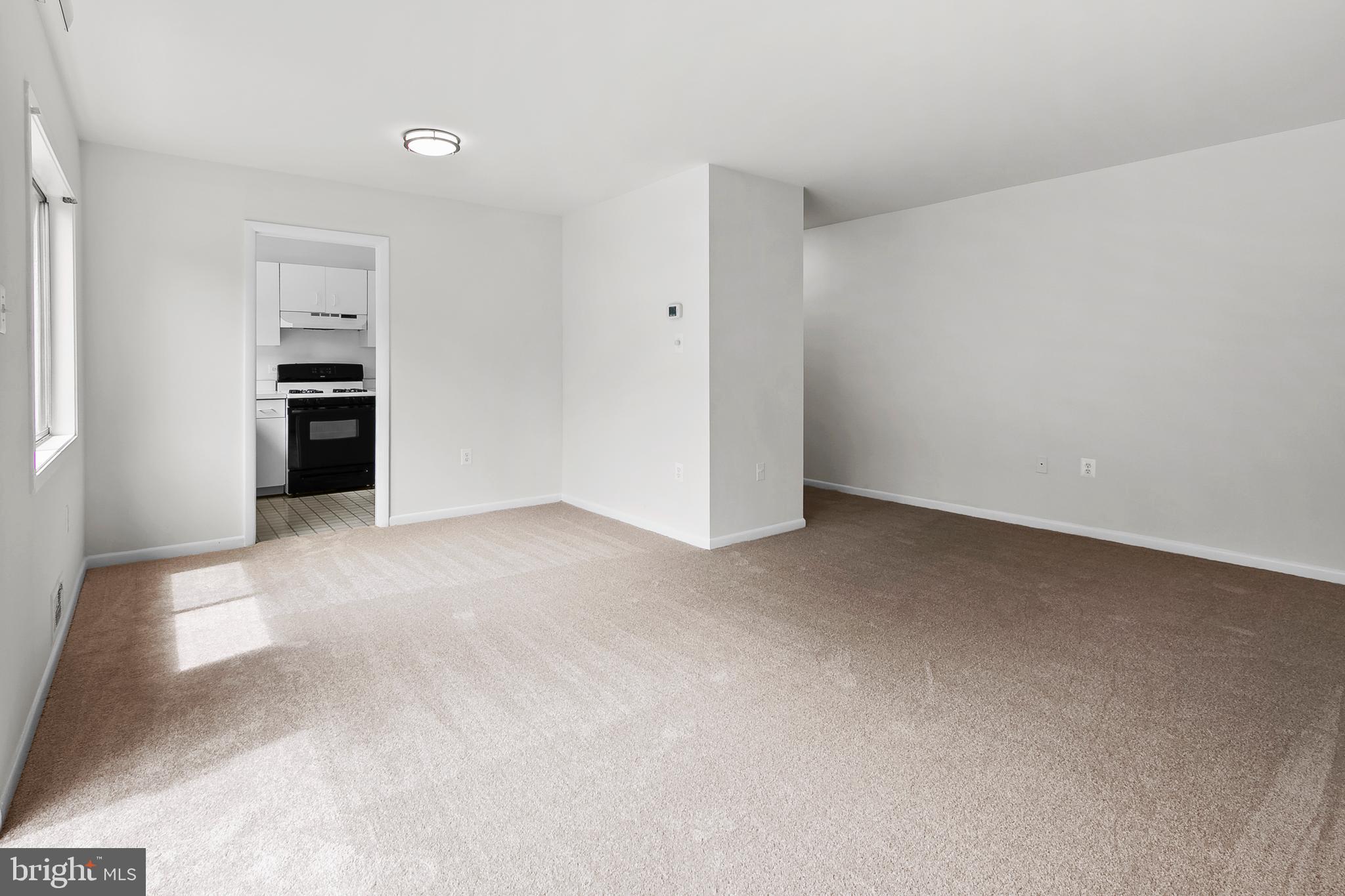 Real estate listing preview #11