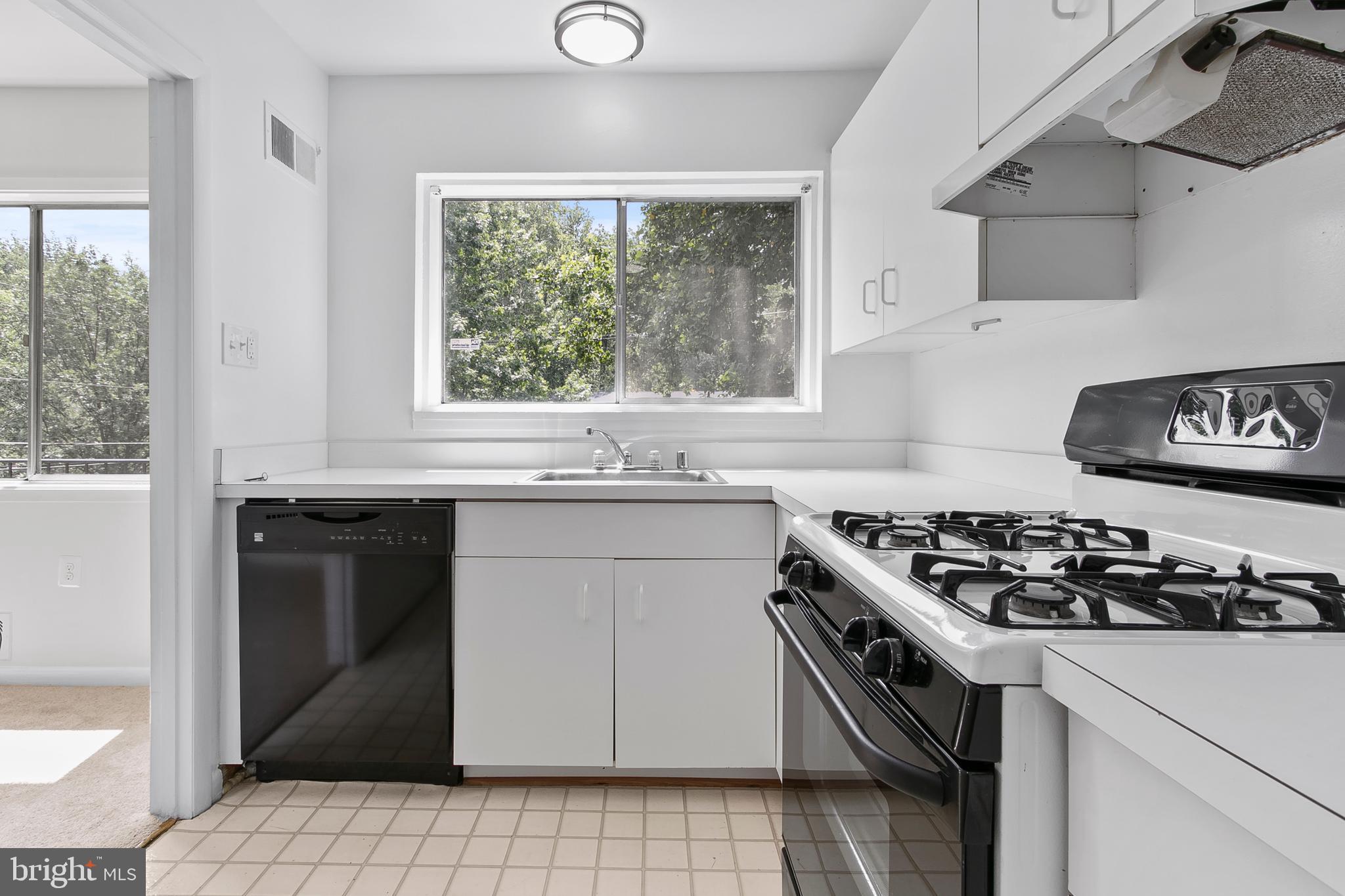 Real estate listing preview #22