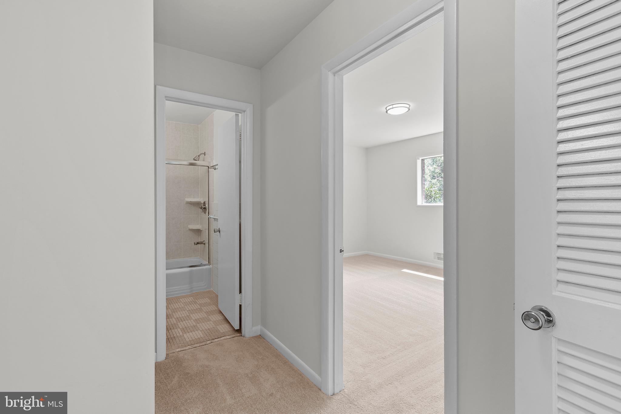 Real estate listing preview #23