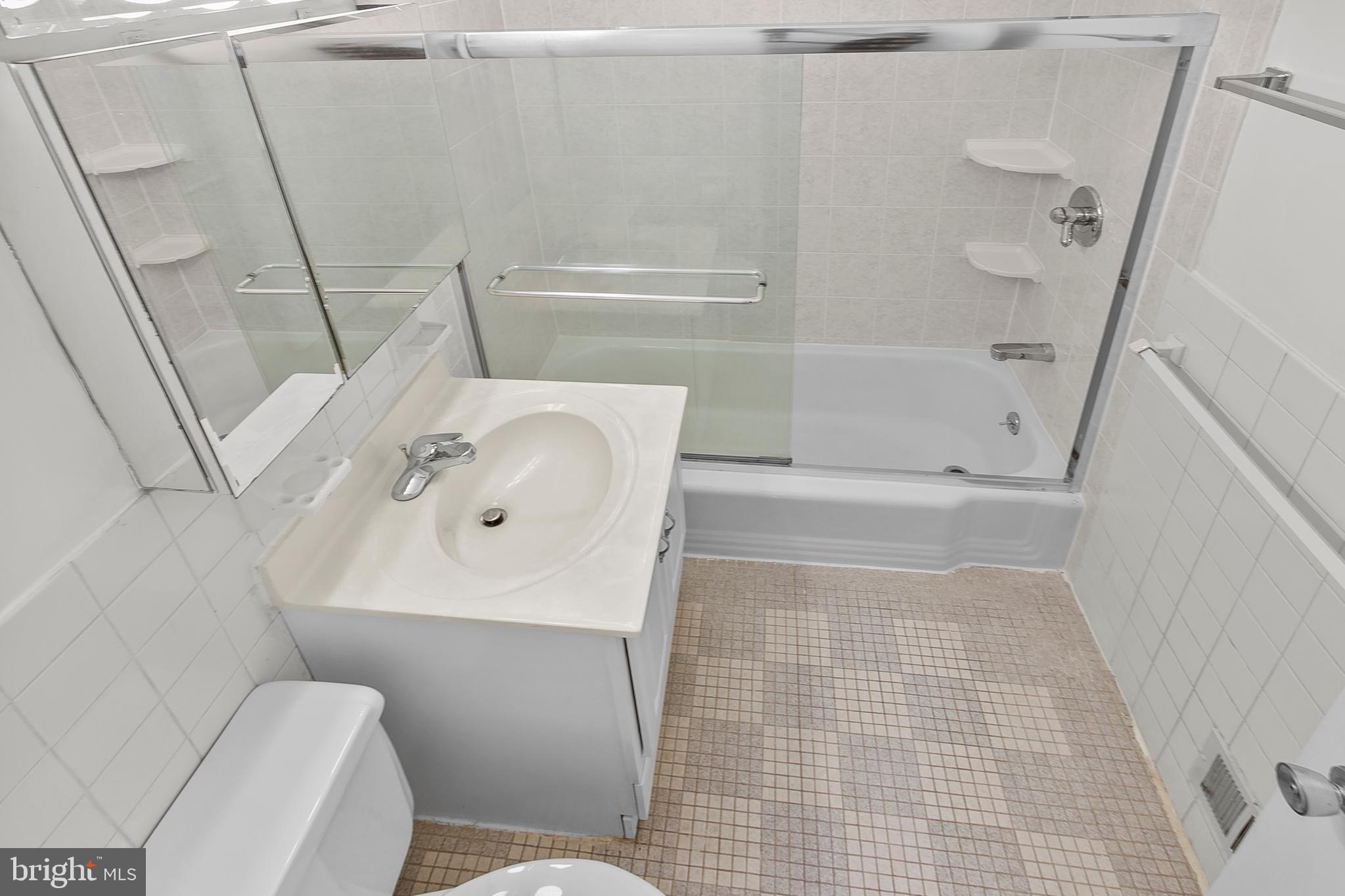 Real estate listing preview #32