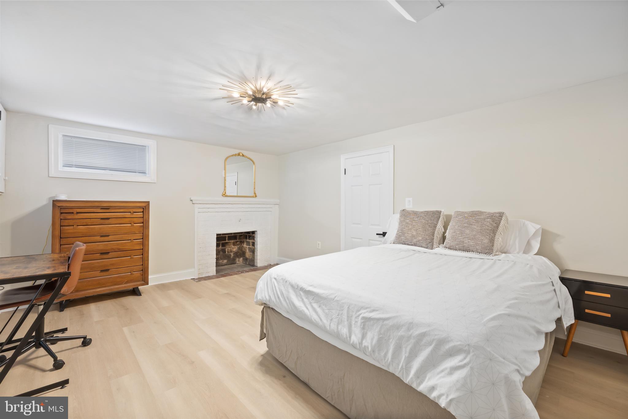 Real estate listing preview #5