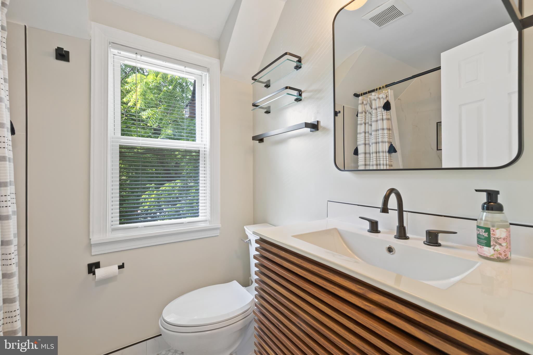 Real estate listing preview #25