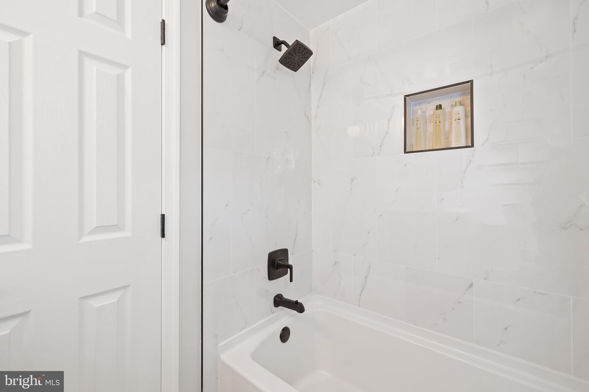 Real estate listing preview #23