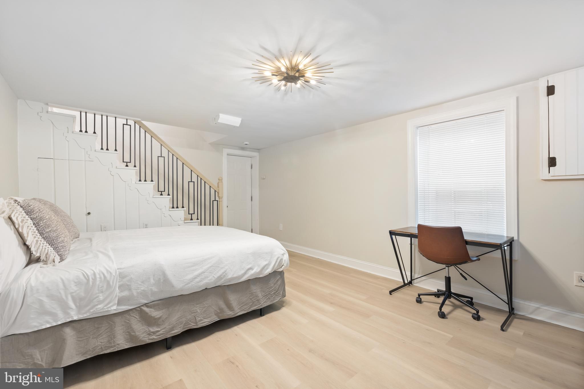 Real estate listing preview #4