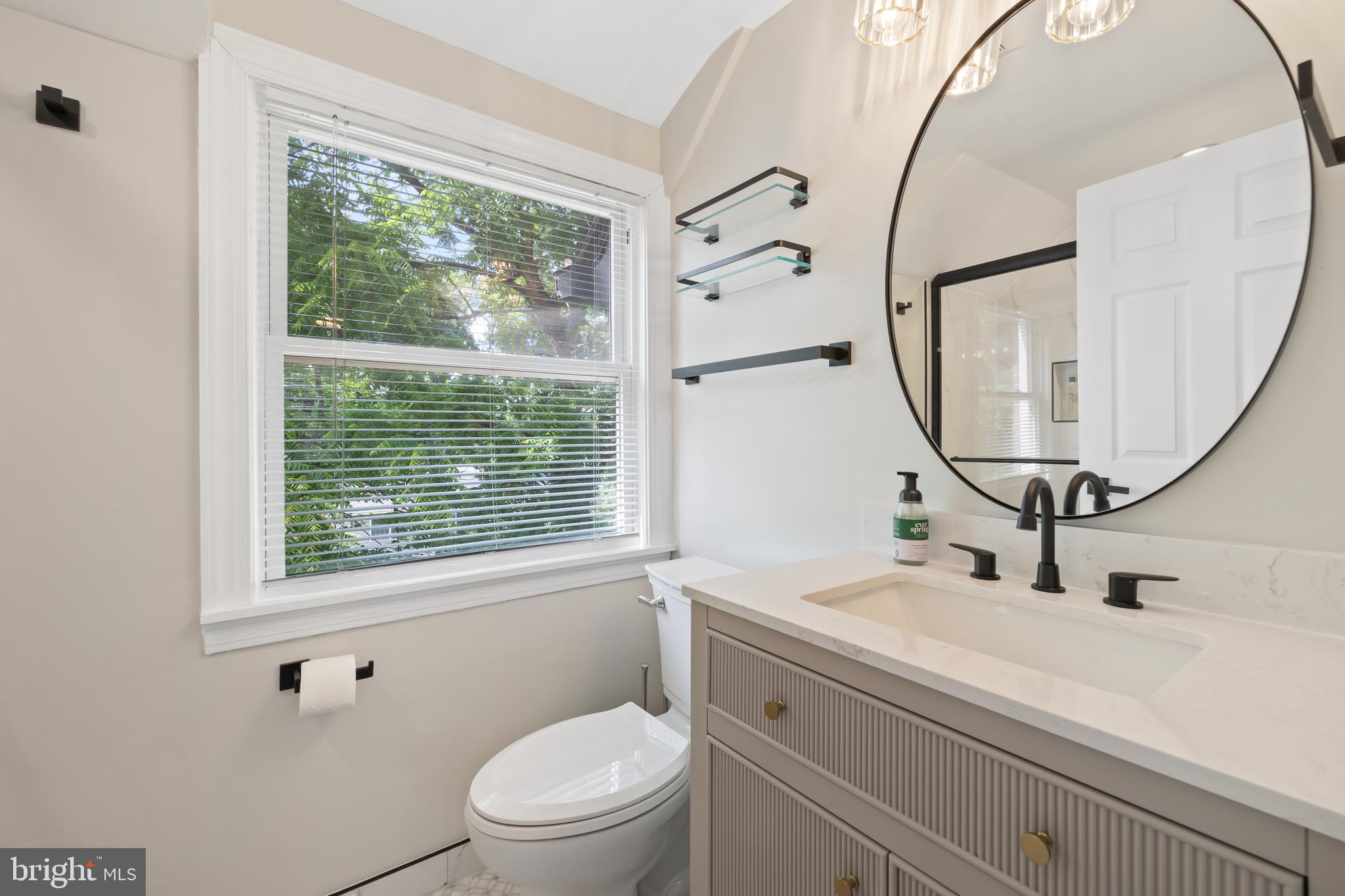 Real estate listing preview #14