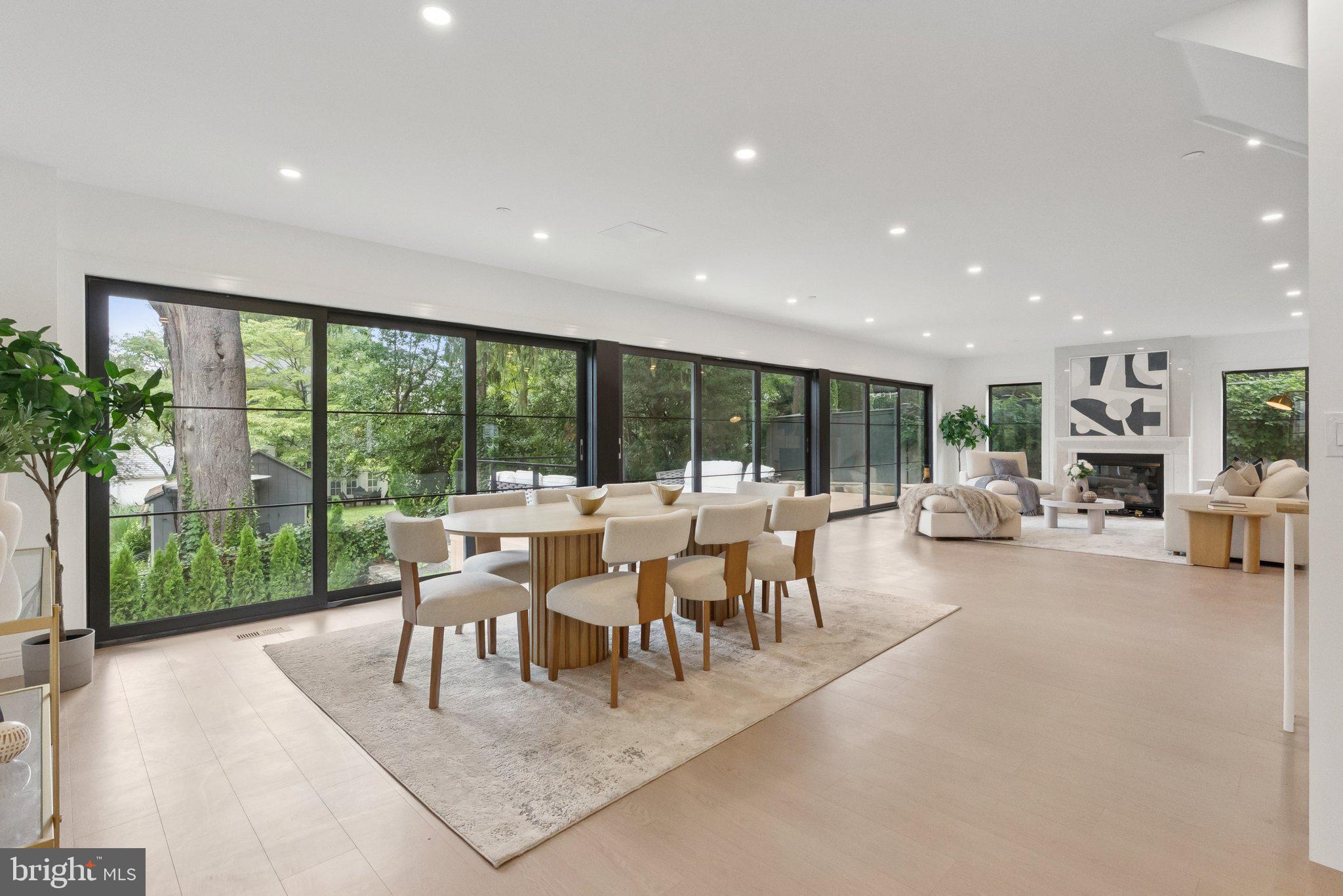 Real estate listing preview #9